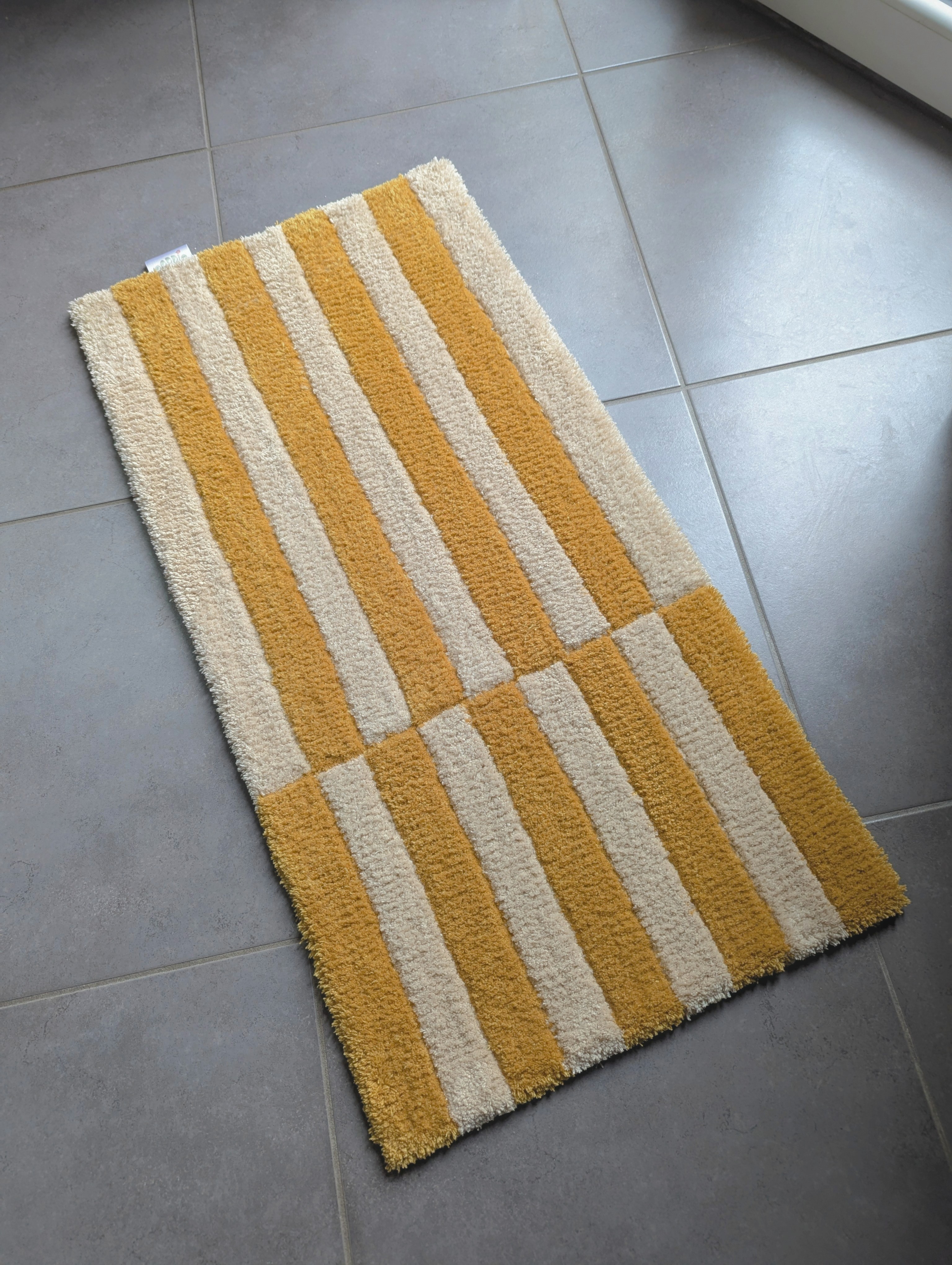 Tapis rayé