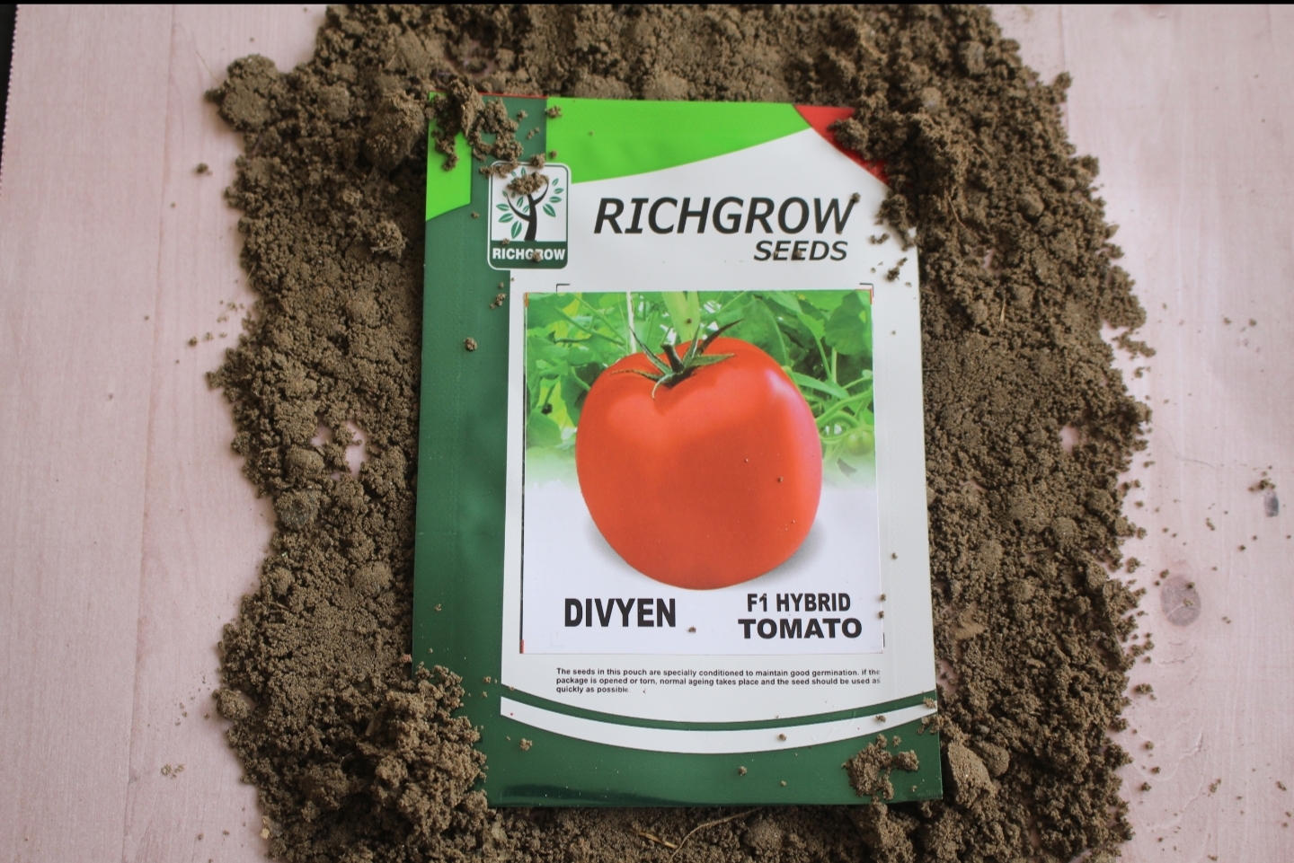 Tomato Seeds (Variety - Divyen) (F1 Hybrid)