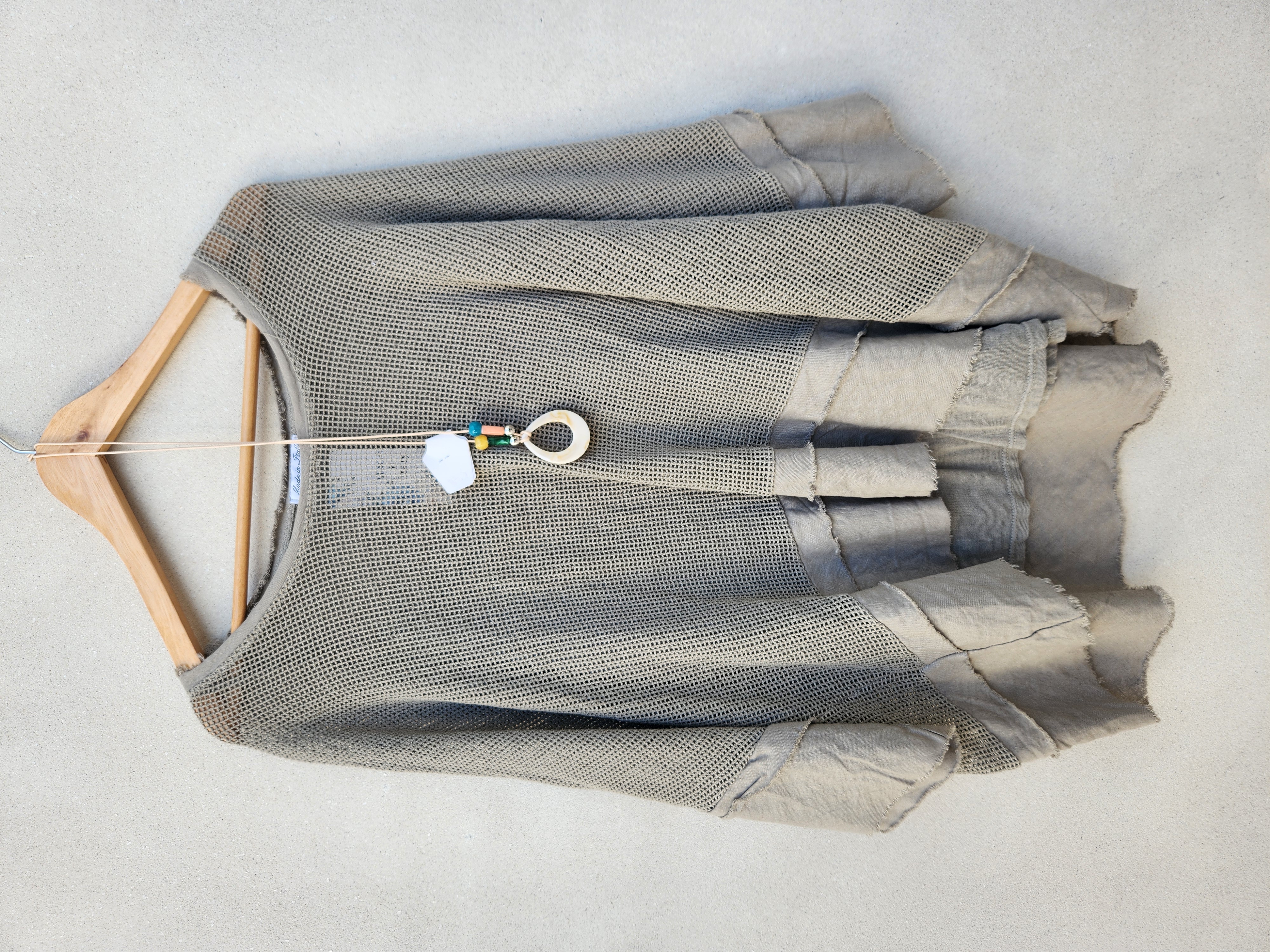 Remera en red de algodón verde seco