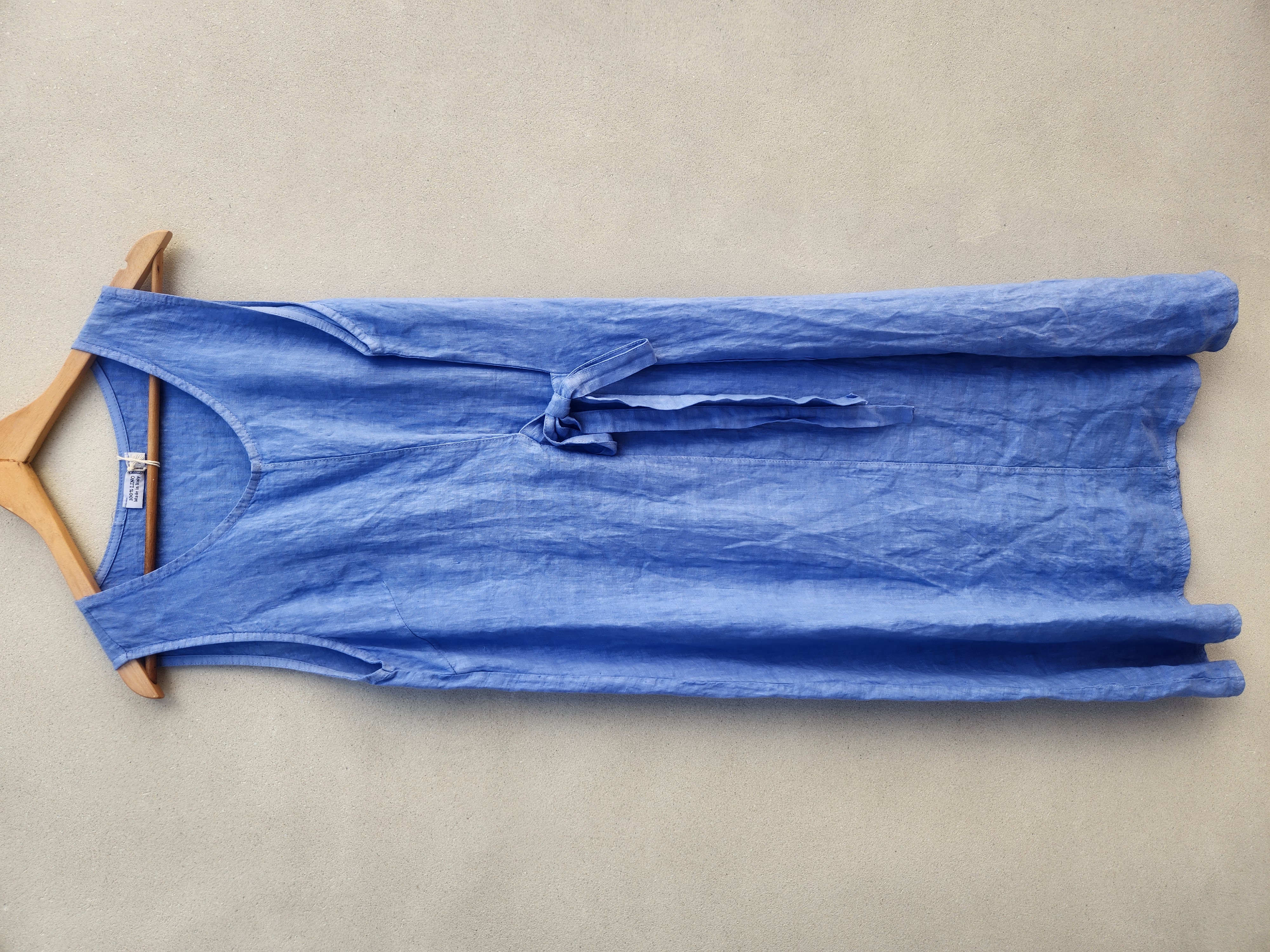 Vestido celeste de lino