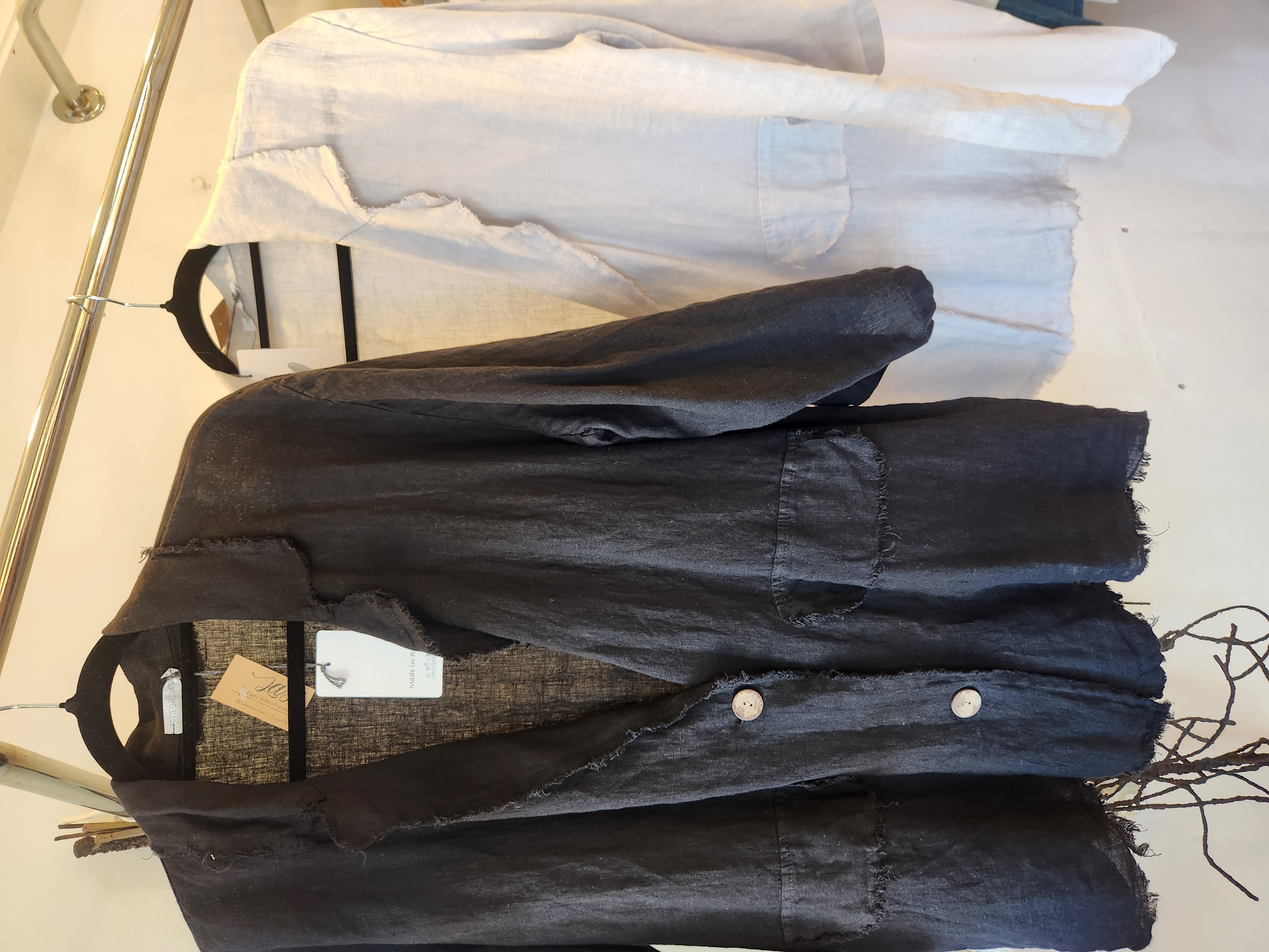 Blazer de lino negro y gris perla