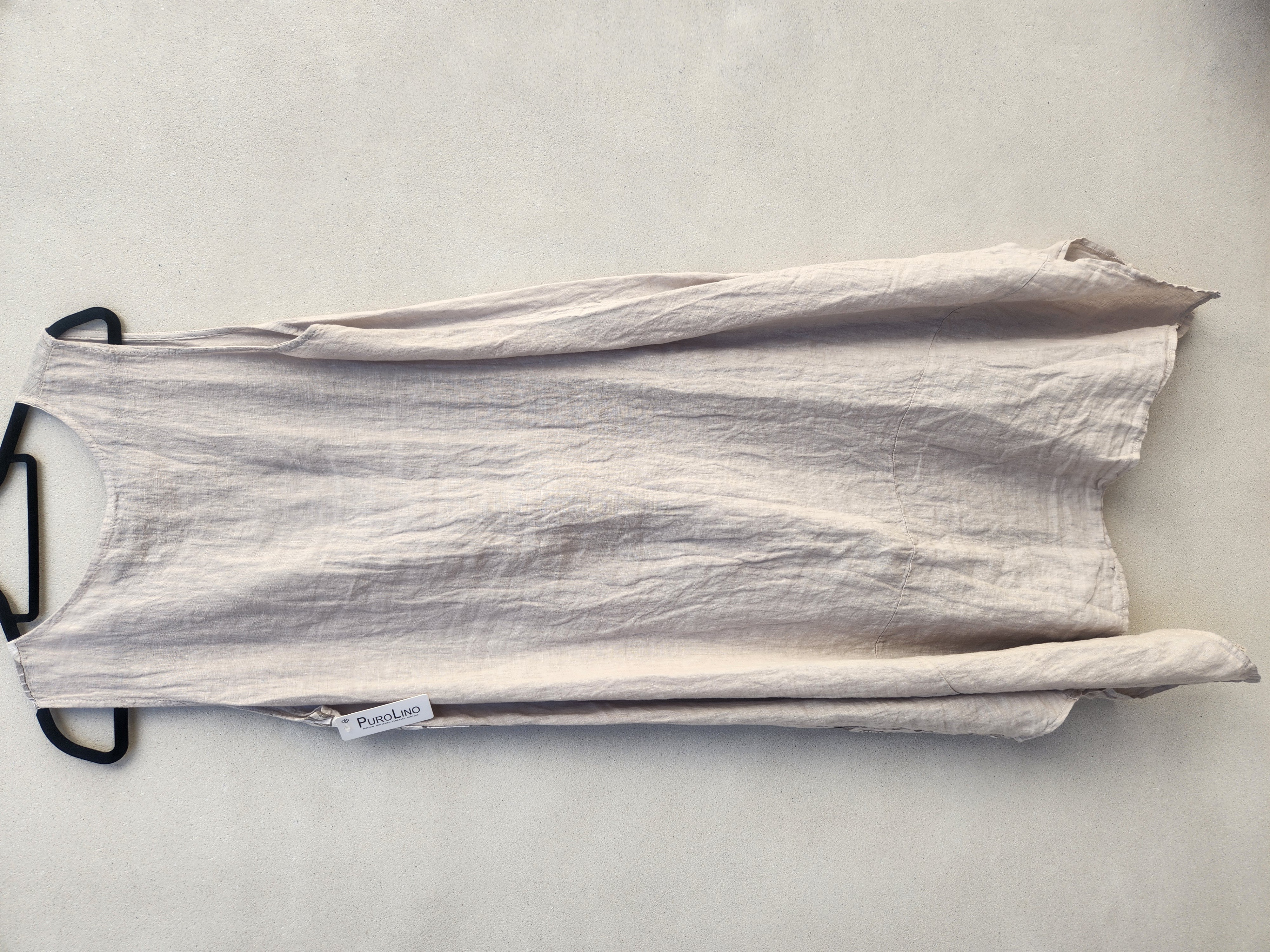 Vestido de lino beige