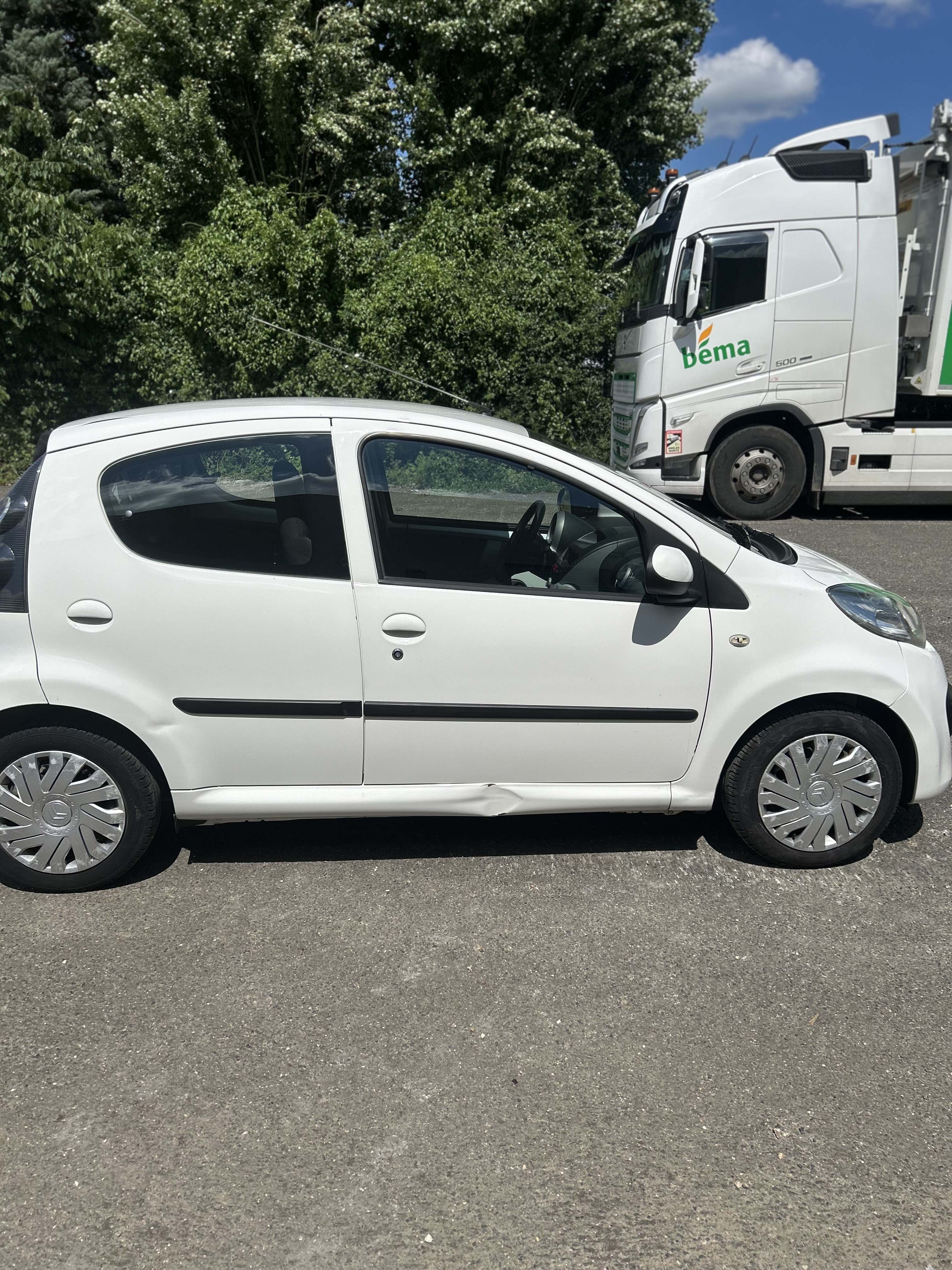 CITROËN C1 5 Portes 1.0 i 12V SensoDrive 68 cv Boîte auto 