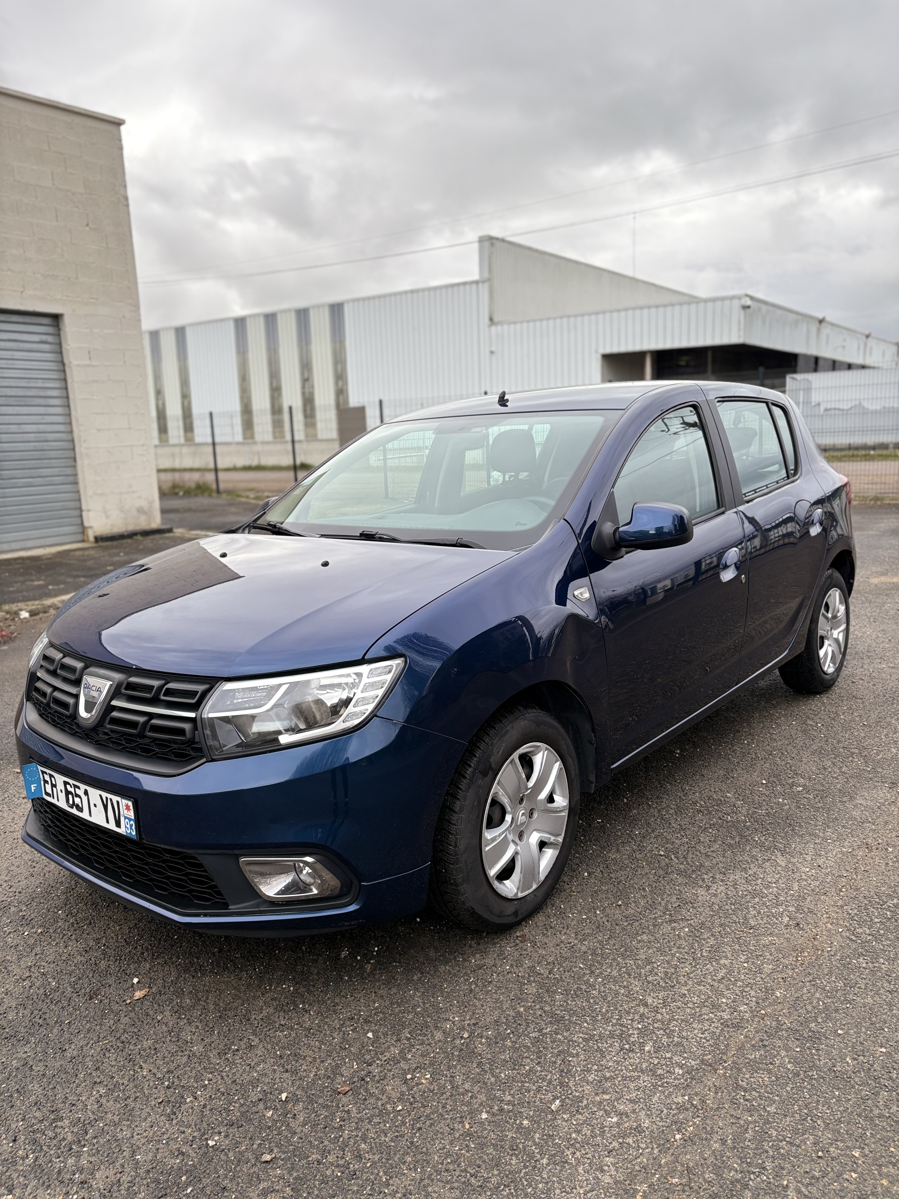 VENDU - Dacia Sandero Lauréate 1.0 sce 75cv