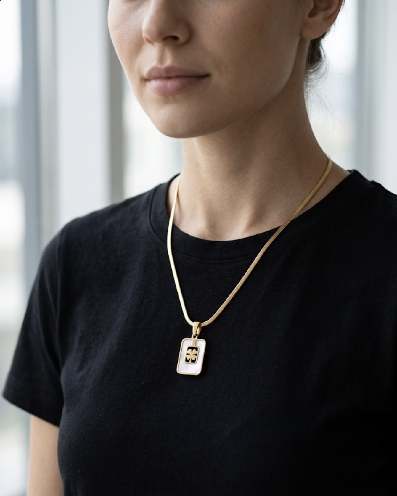 Gold Mother-of-Pearl Clover Pendant