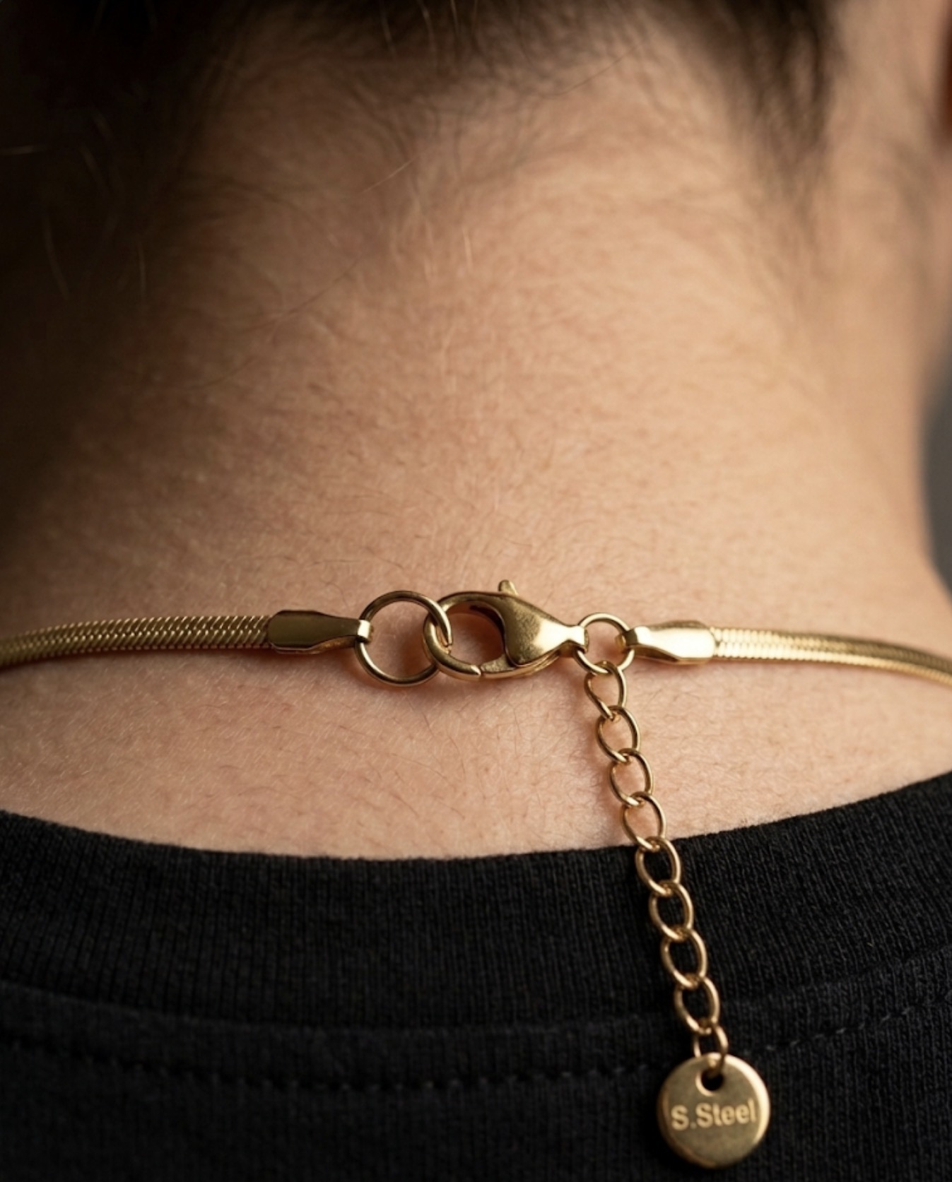 Gold Mother-of-Pearl Clover Pendant