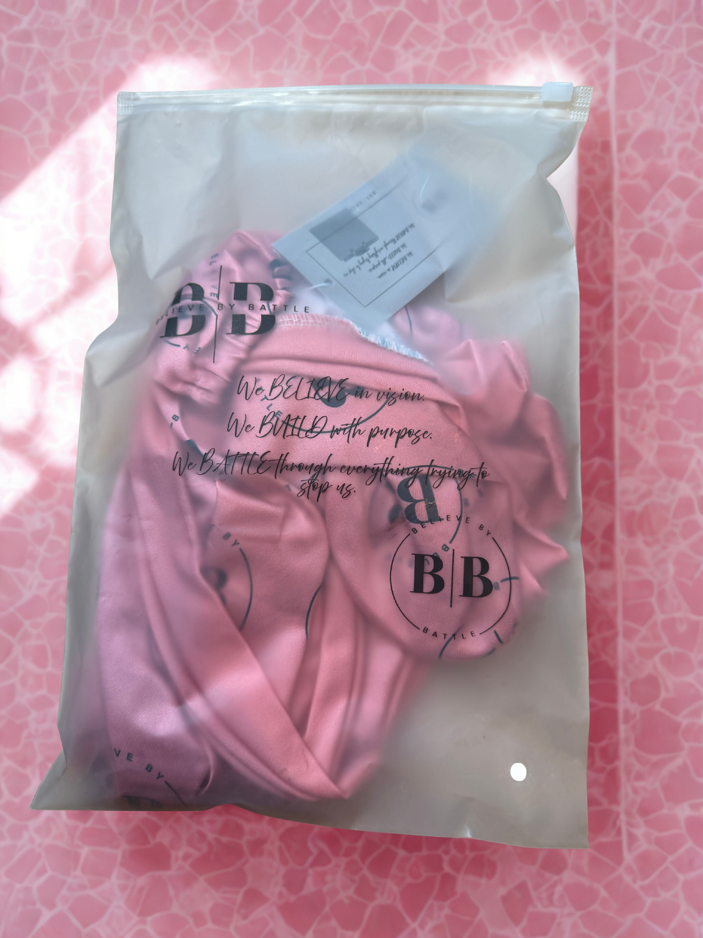 PASSION – Long LUXE Bonnet ( Pink)
