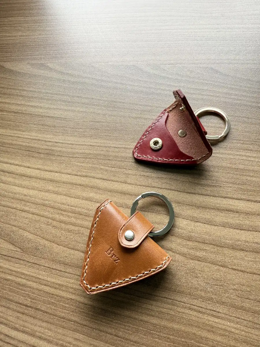 Leather Keychain Gitar Pickcase