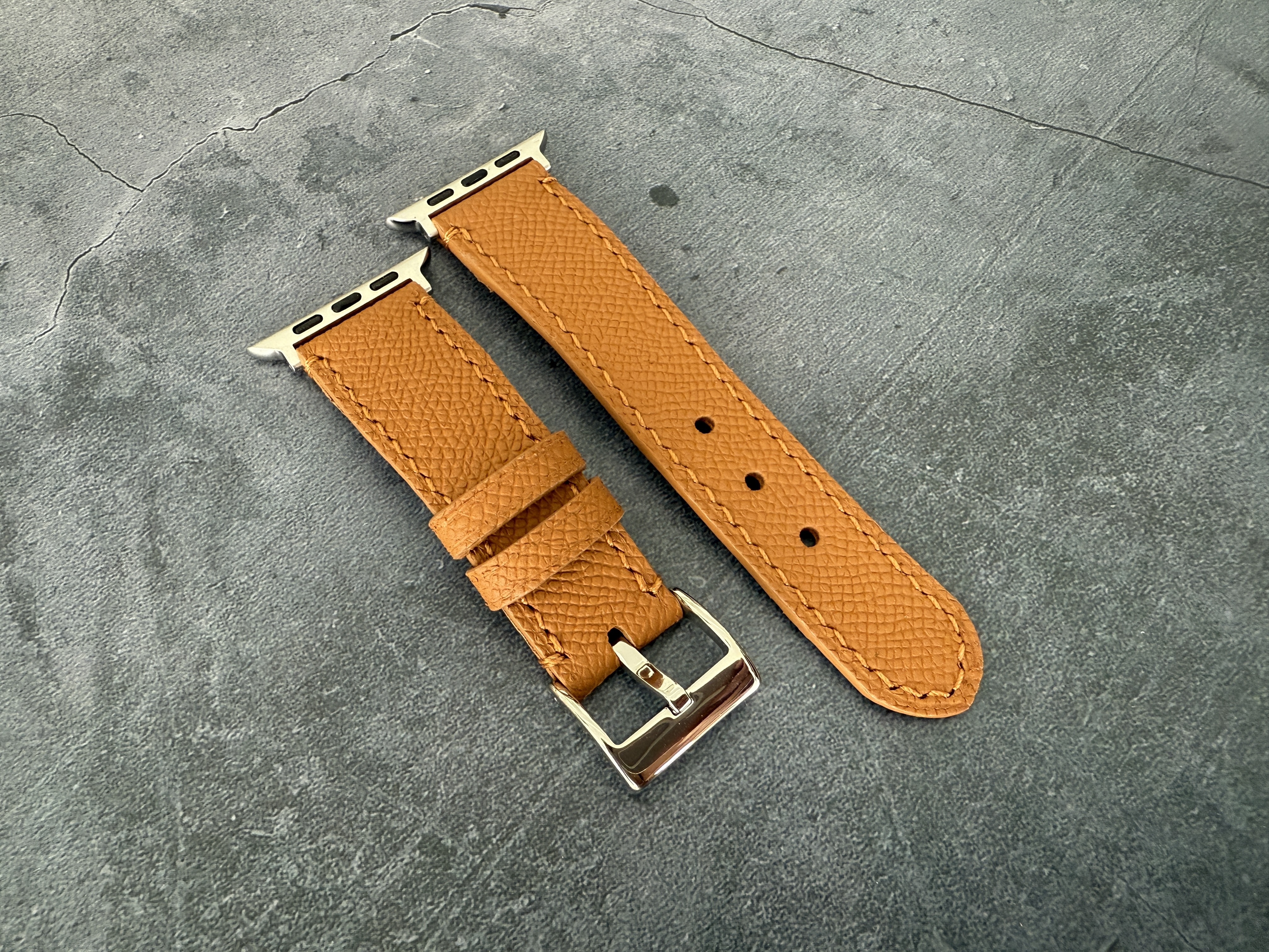 brown apple watch leather strap