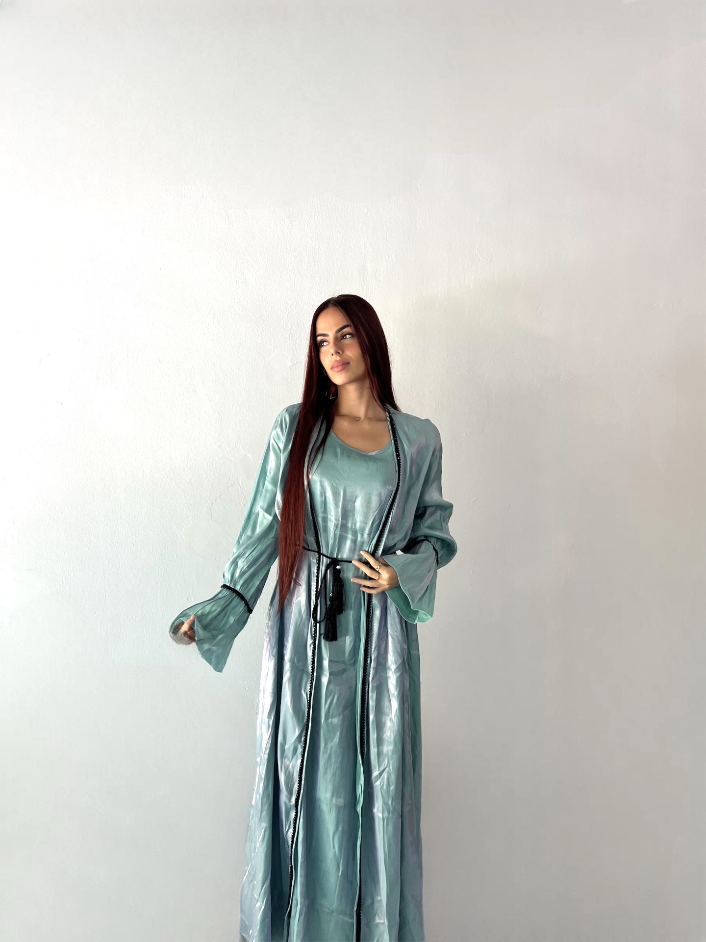 Vestido con kimono y pañuelo