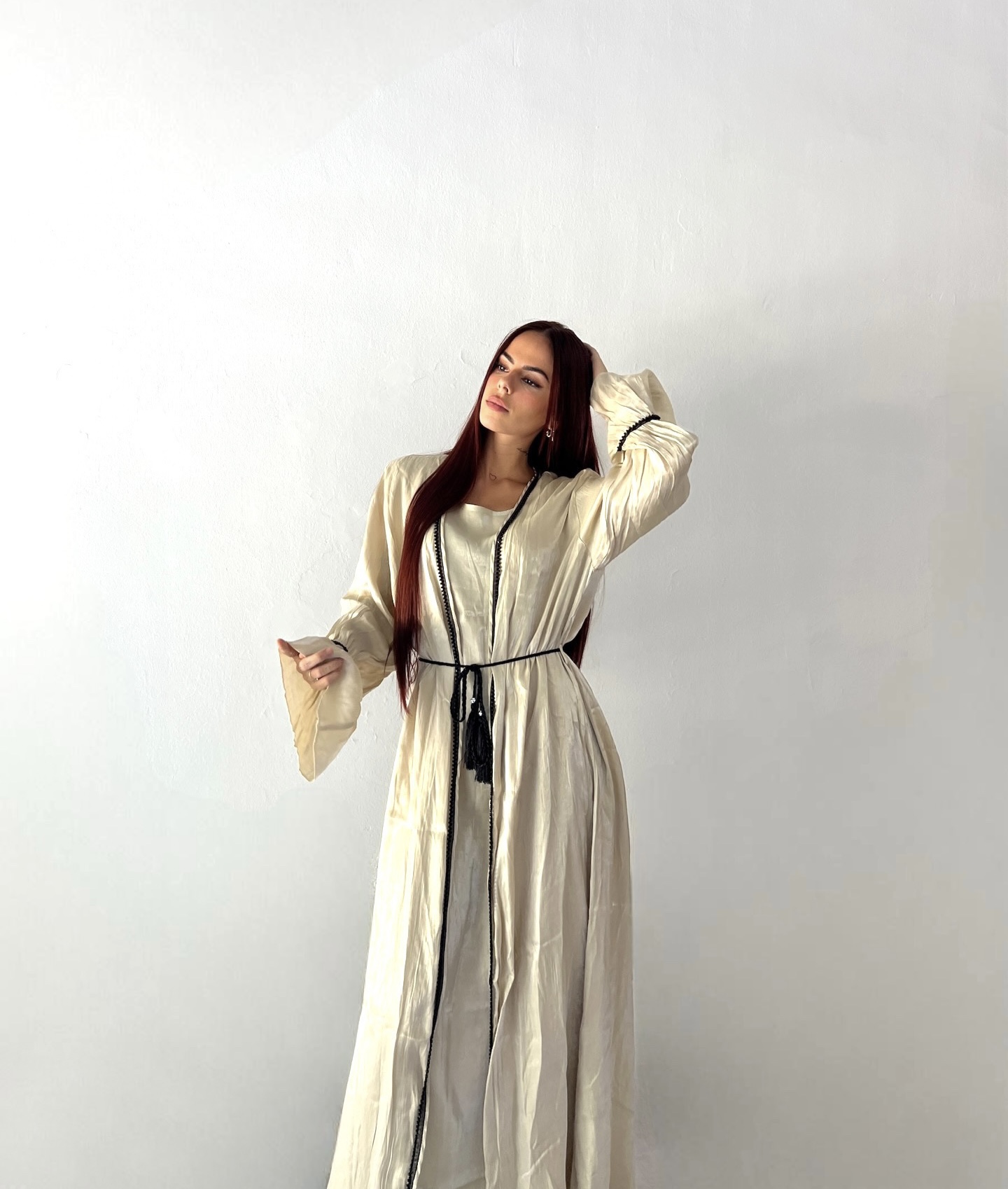 Vestido con kimono y pañuelo
