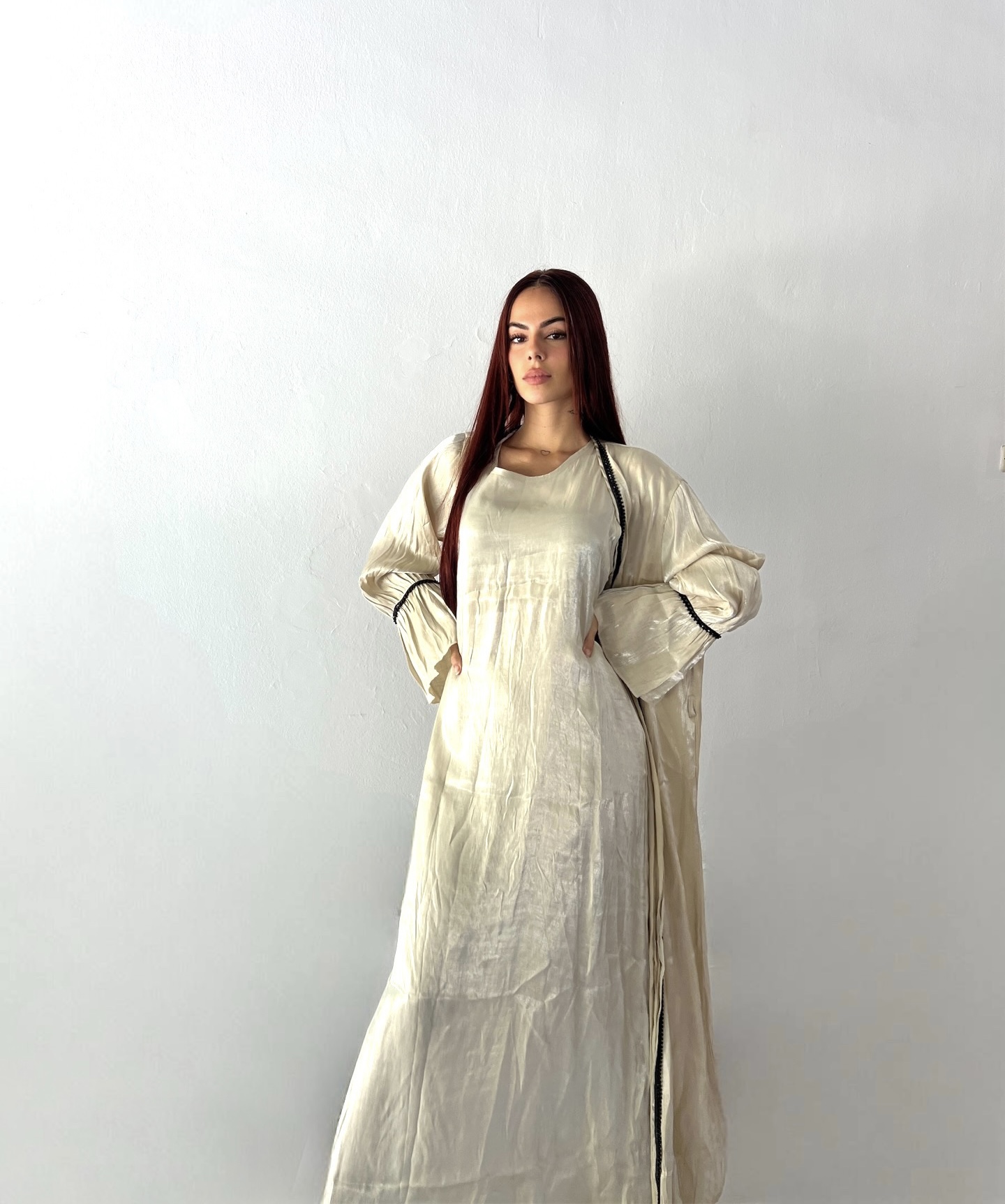 Vestido con kimono y pañuelo