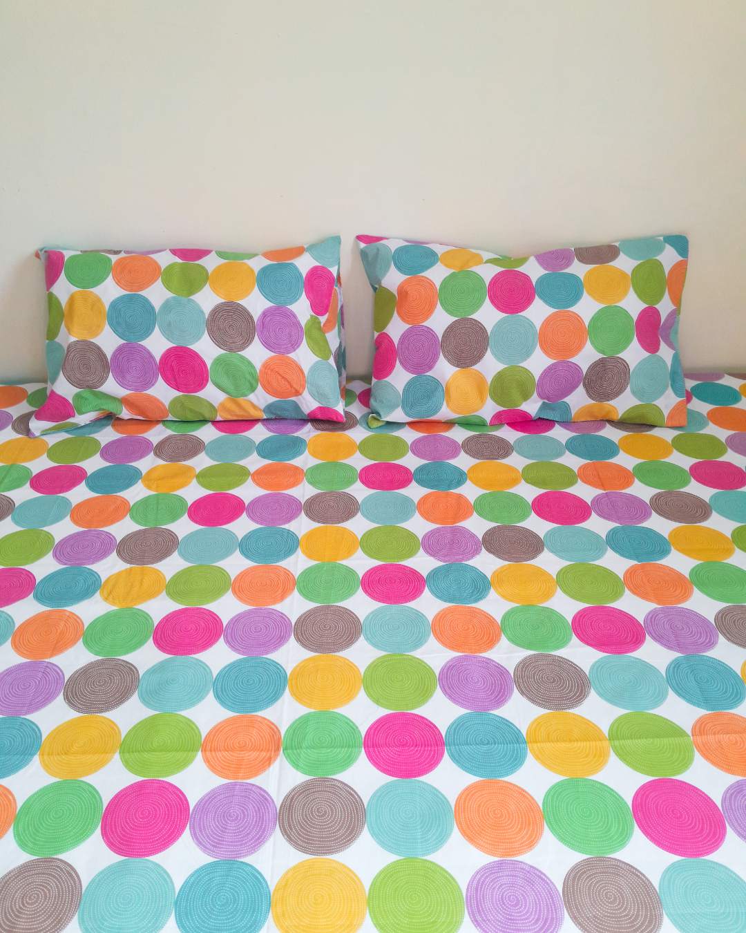 3 PCs Cotton Bed Sheet - Candy Dots