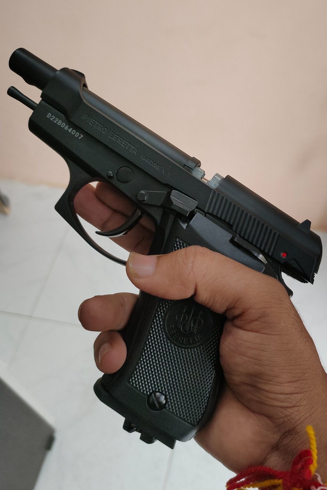 Black Beretta 84Fs Co2 Bb Air Gun