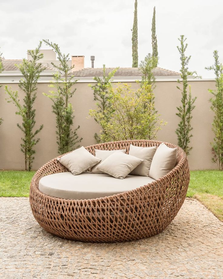 Chaise Coquille Ovale