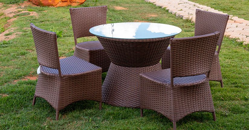 Conjunto de Mesa e Cadeira Calore