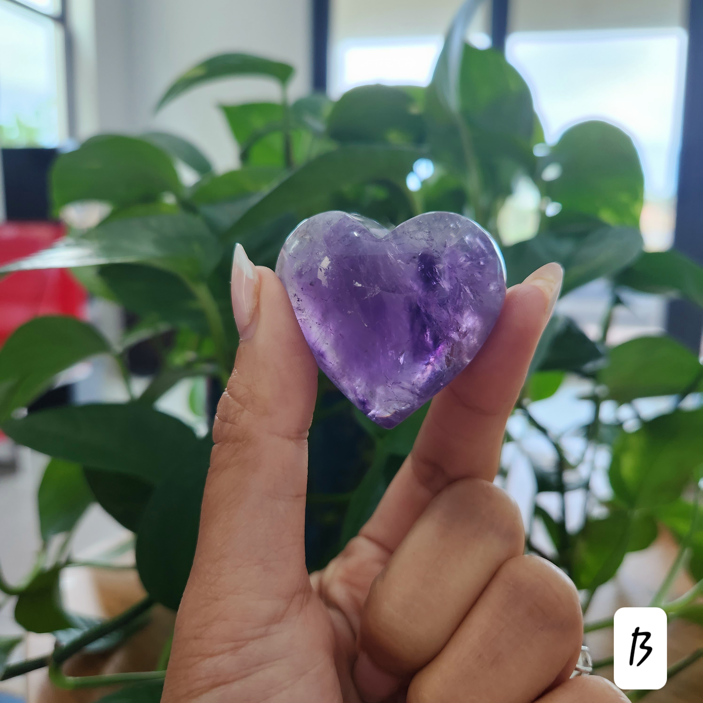 Amethyst Heart, Crystal heart, Crystal Amethyst carving• Healing Gemstone Heart • Crystal gift