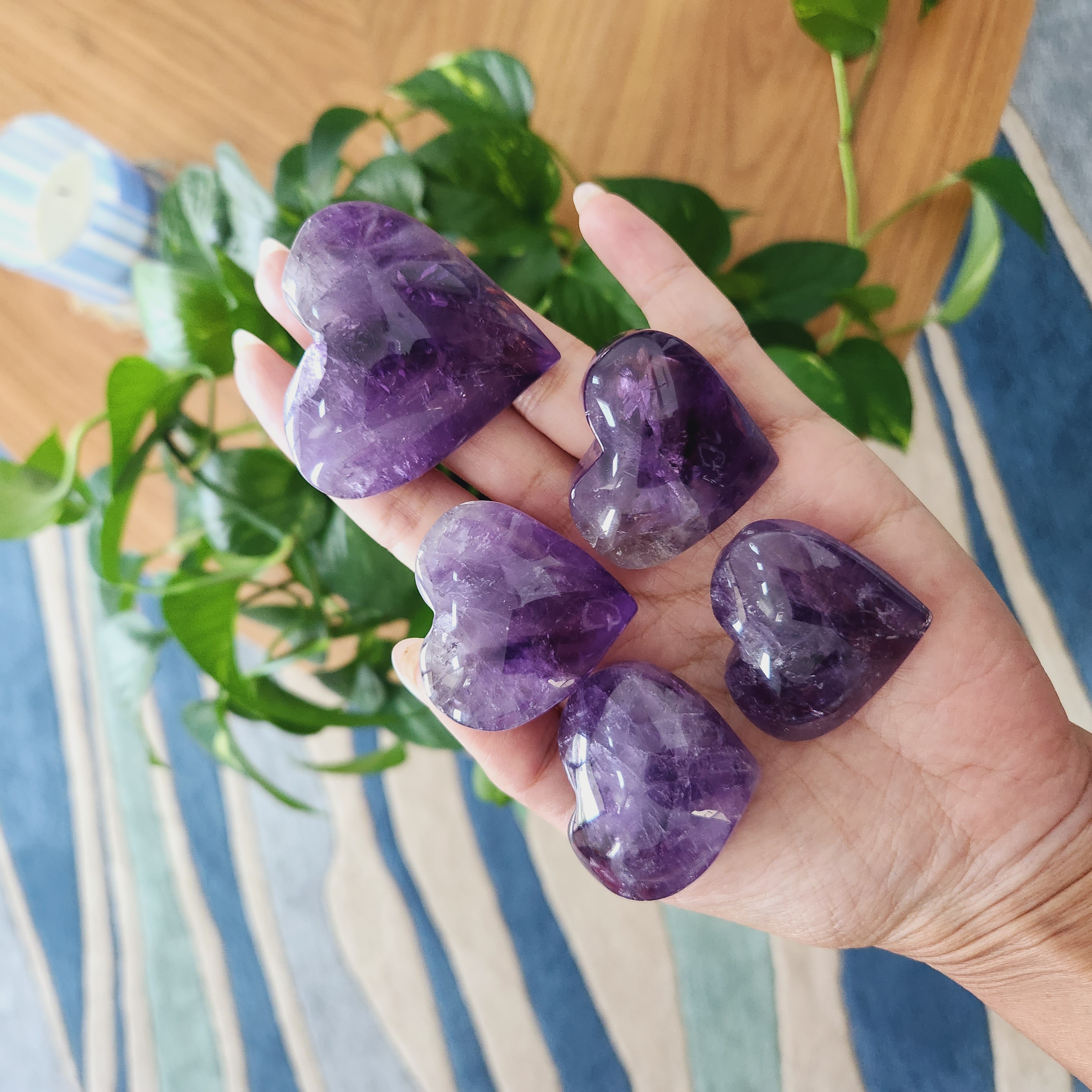Amethyst Heart, Crystal heart, Crystal Amethyst carving• Healing Gemstone Heart • Crystal gift