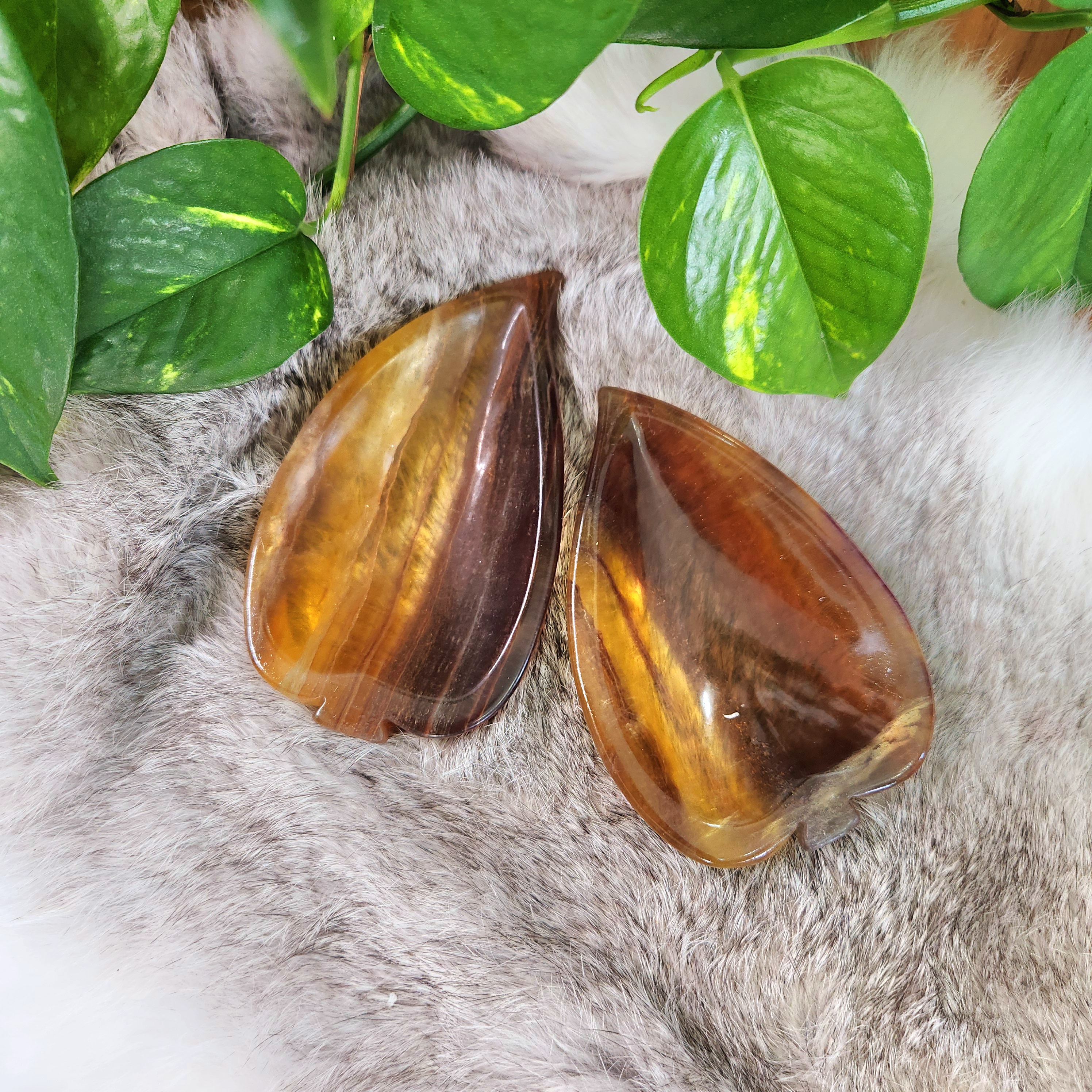 Yellow Fluorite bowl, 4+" Fluorite leaf shape bowl