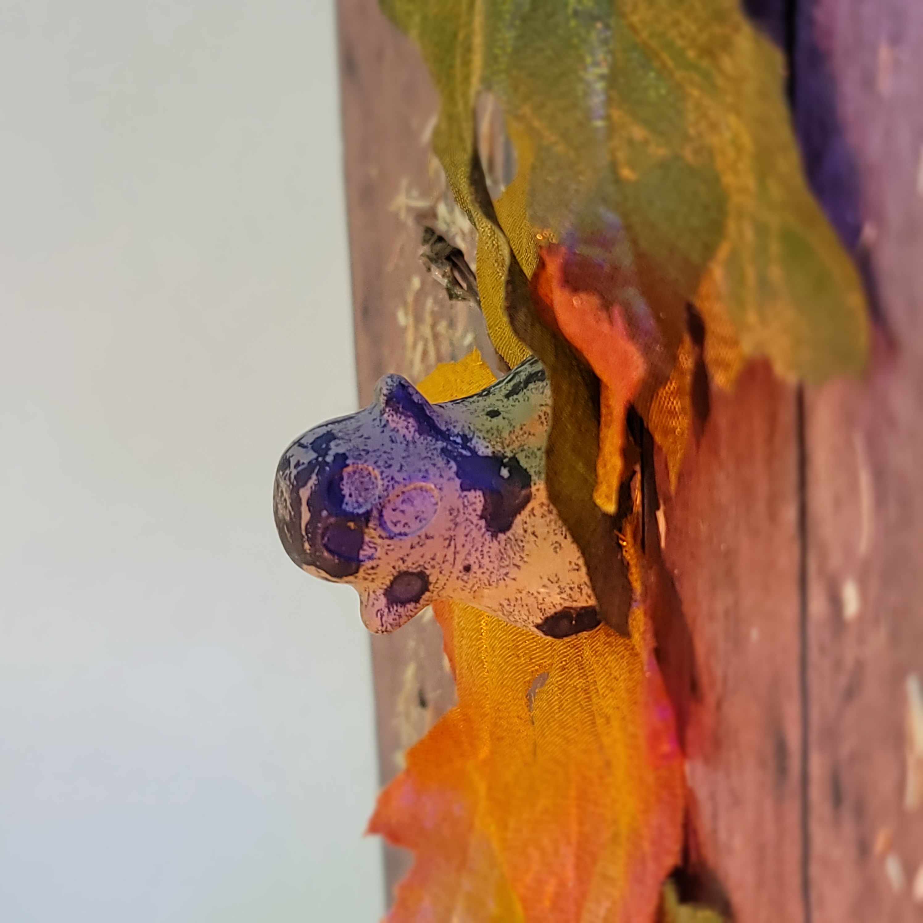 Crystal ghost carving, 2" ghoul crystal, healing crystal, ghost statue, halloween gifts, halloween carving