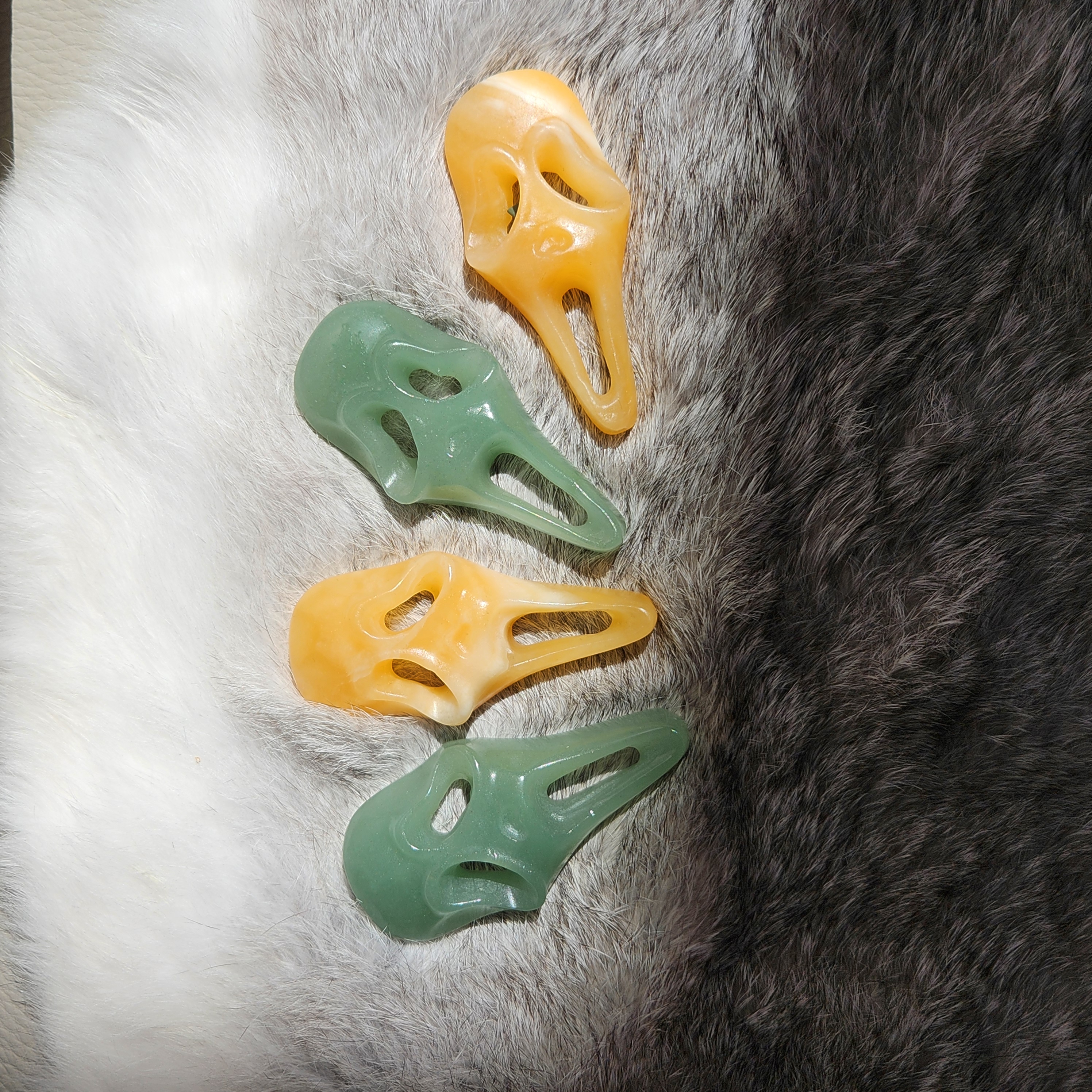 Scream crystal face mask, Halloween face mask in Green Aventurine and Orange Calcite, suitable as gifts and home decoration