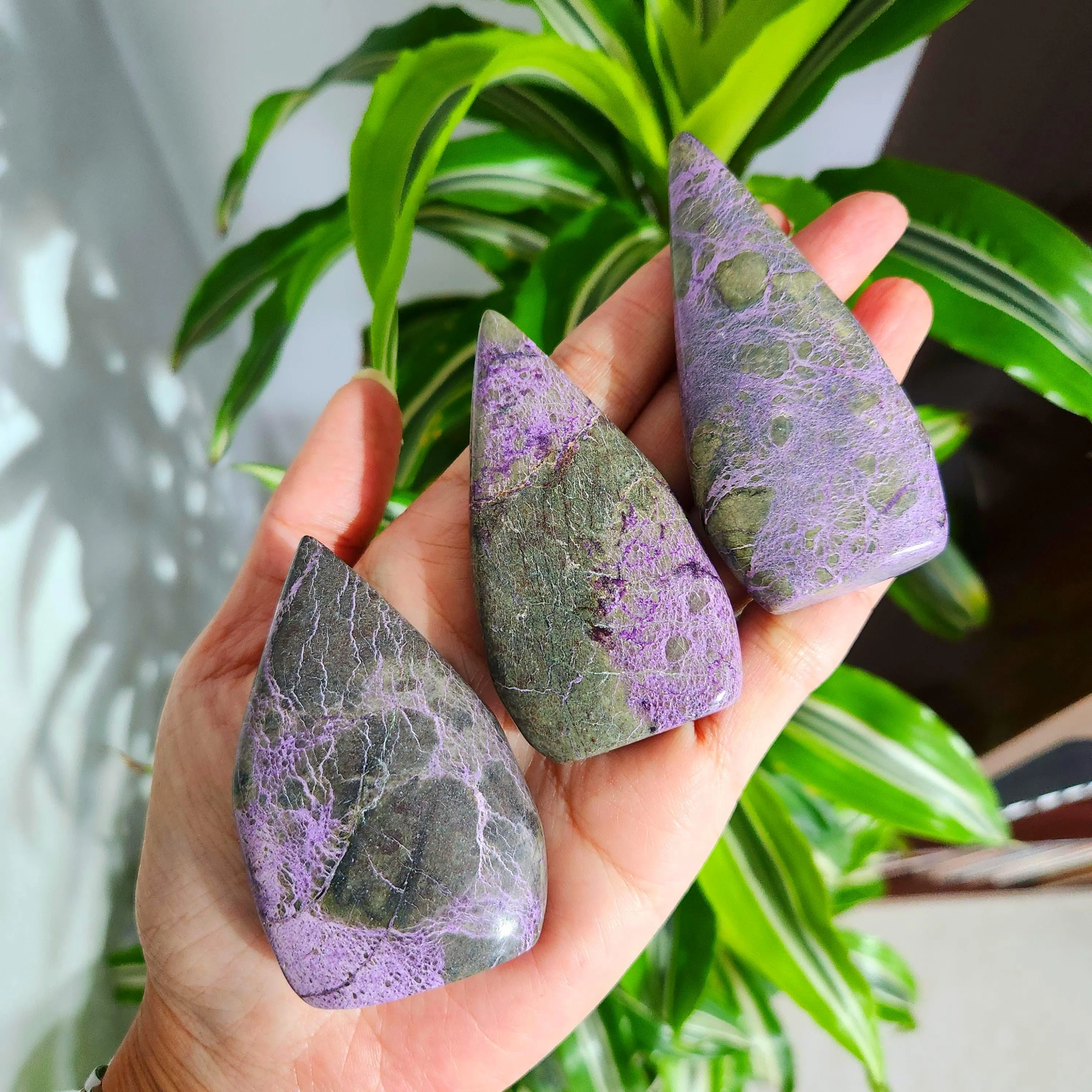 Atlantisite Flame, Stichtite and Serpentine Freeform Flame, Atlantisite Free Form carving, Crystal gift home decoration