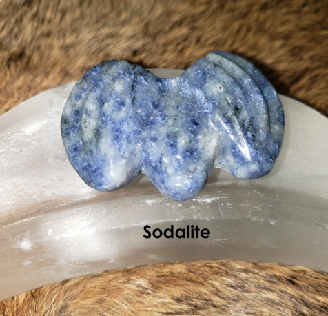 Bat carving - 1.5" Crystal bats - Stone bats - Halloween bats decoration, bats crystal gift