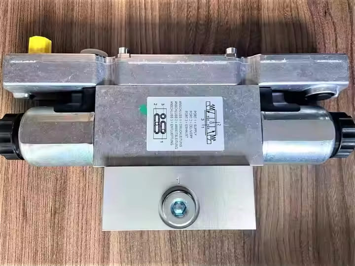 High pressure proportional valve