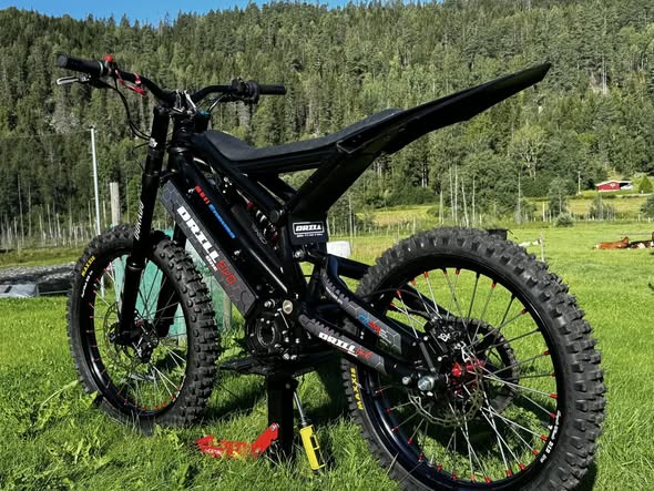 CZEM Drill One Evo Trail 19 Electric Dirt Bike (19" Front / 19" Rear Wheel)