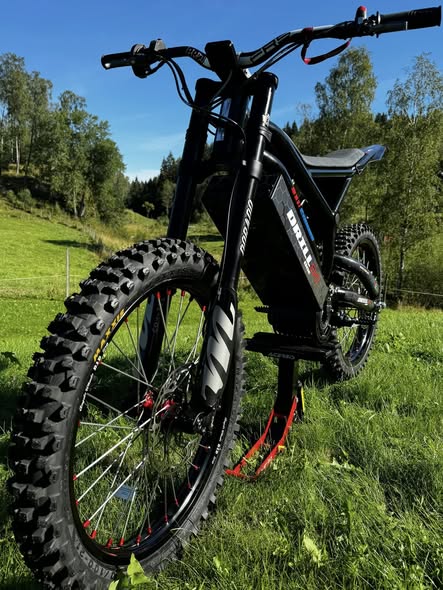 CZEM Drill One Evo Trail 19 Electric Dirt Bike (19" Front / 19" Rear Wheel)