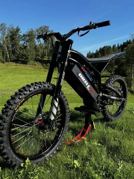 CZEM Drill One Evo Trail 19 Electric Dirt Bike (19" Front / 19" Rear Wheel)