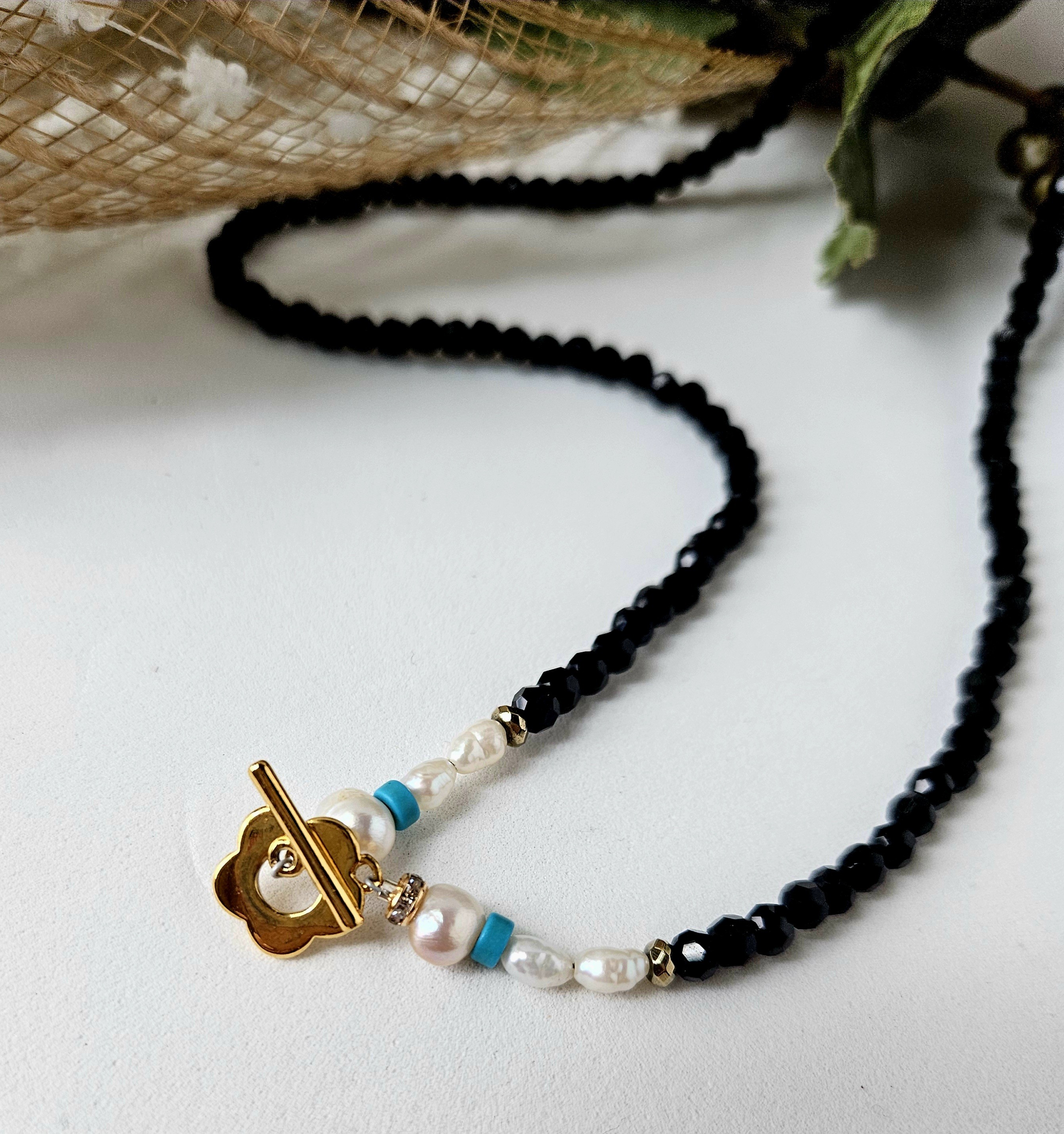 Pearl & Gold Handmade Beaded Necklace - PETAL & PEARL