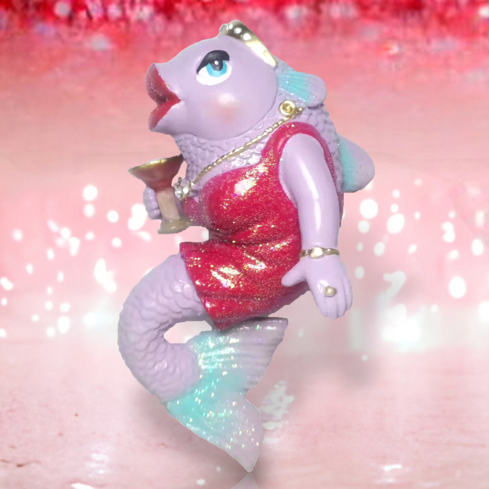 "Diana" Fish Figurine by December Diamonds