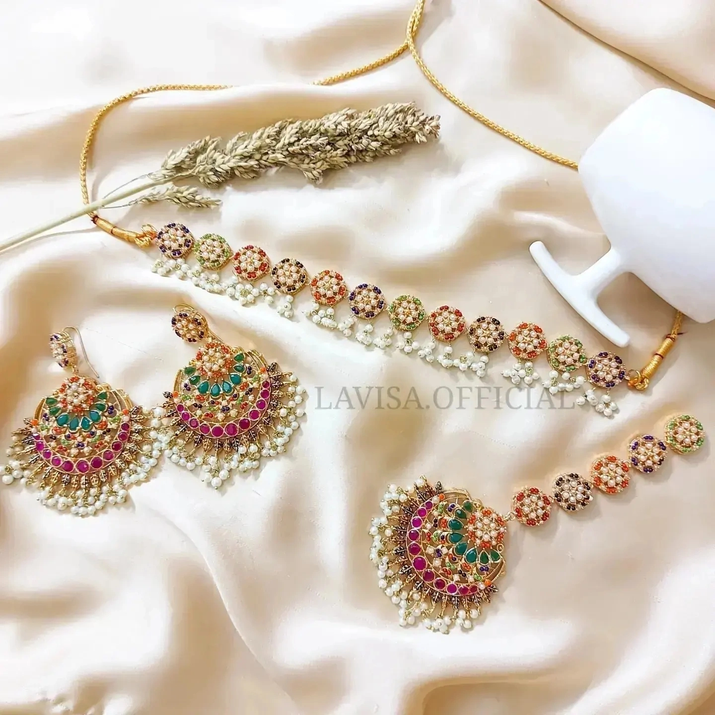 Nau-Rattan Choker Set