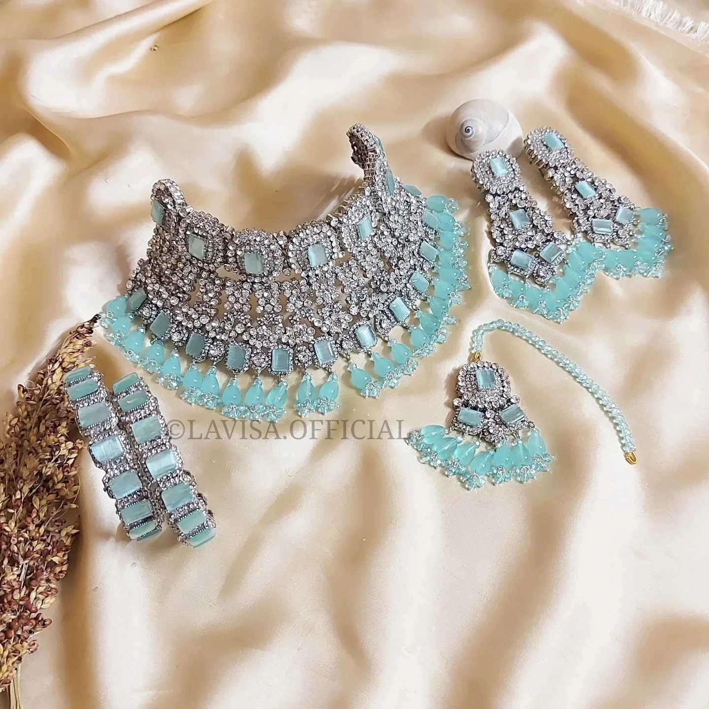 Steel coated bridal set
