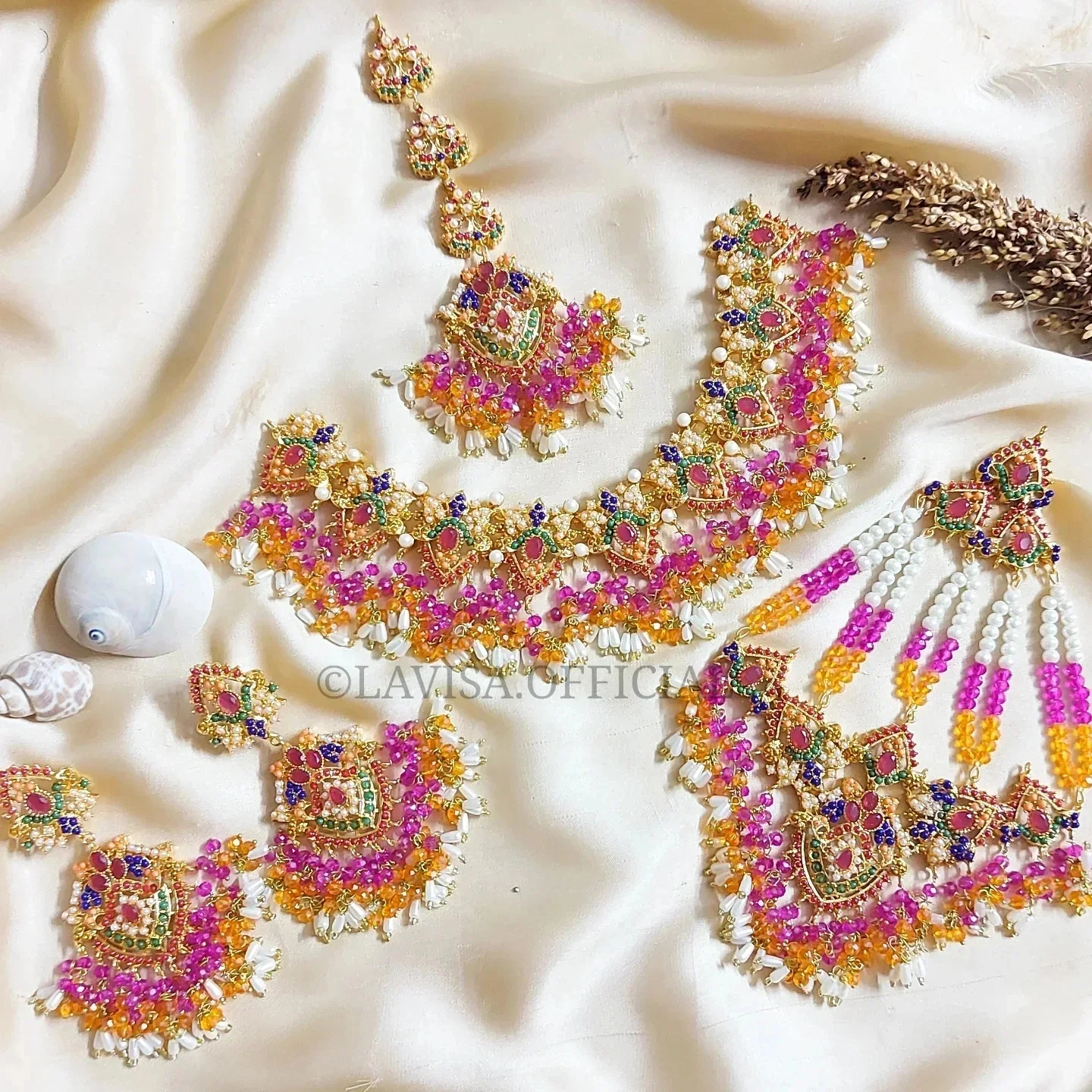 Nau-ratan Bridal jewellery