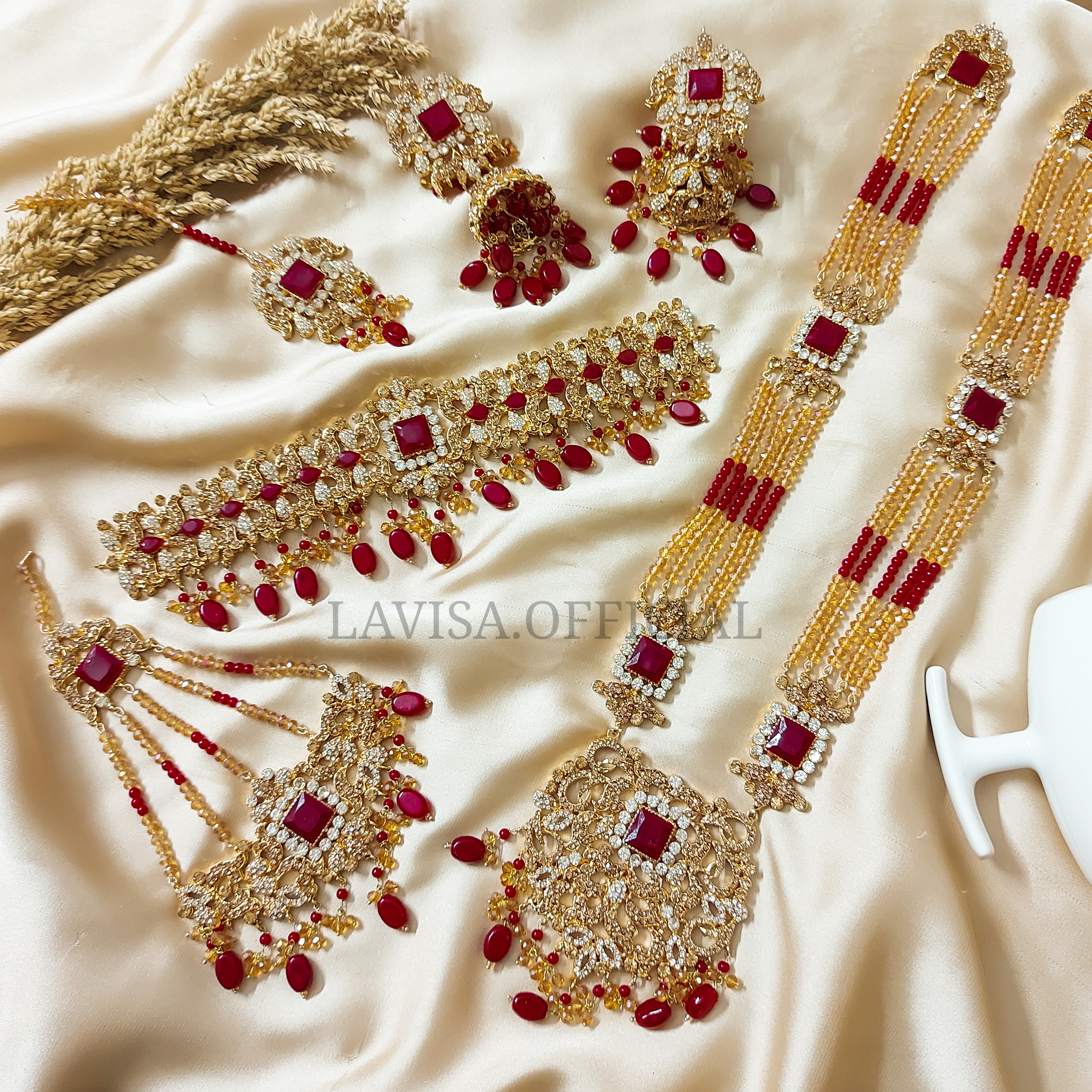 Gold plated choker with mala set