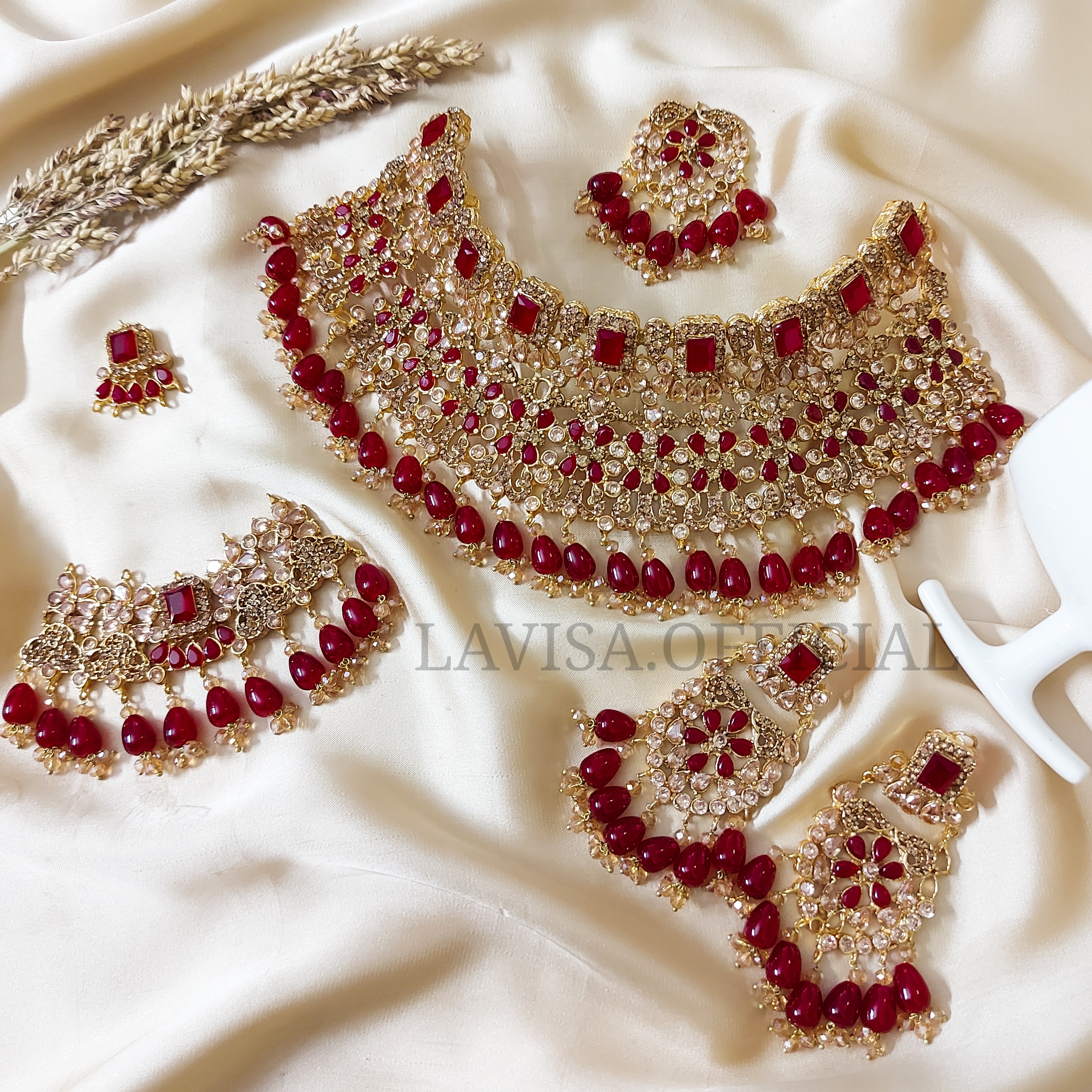 Bridal collar set