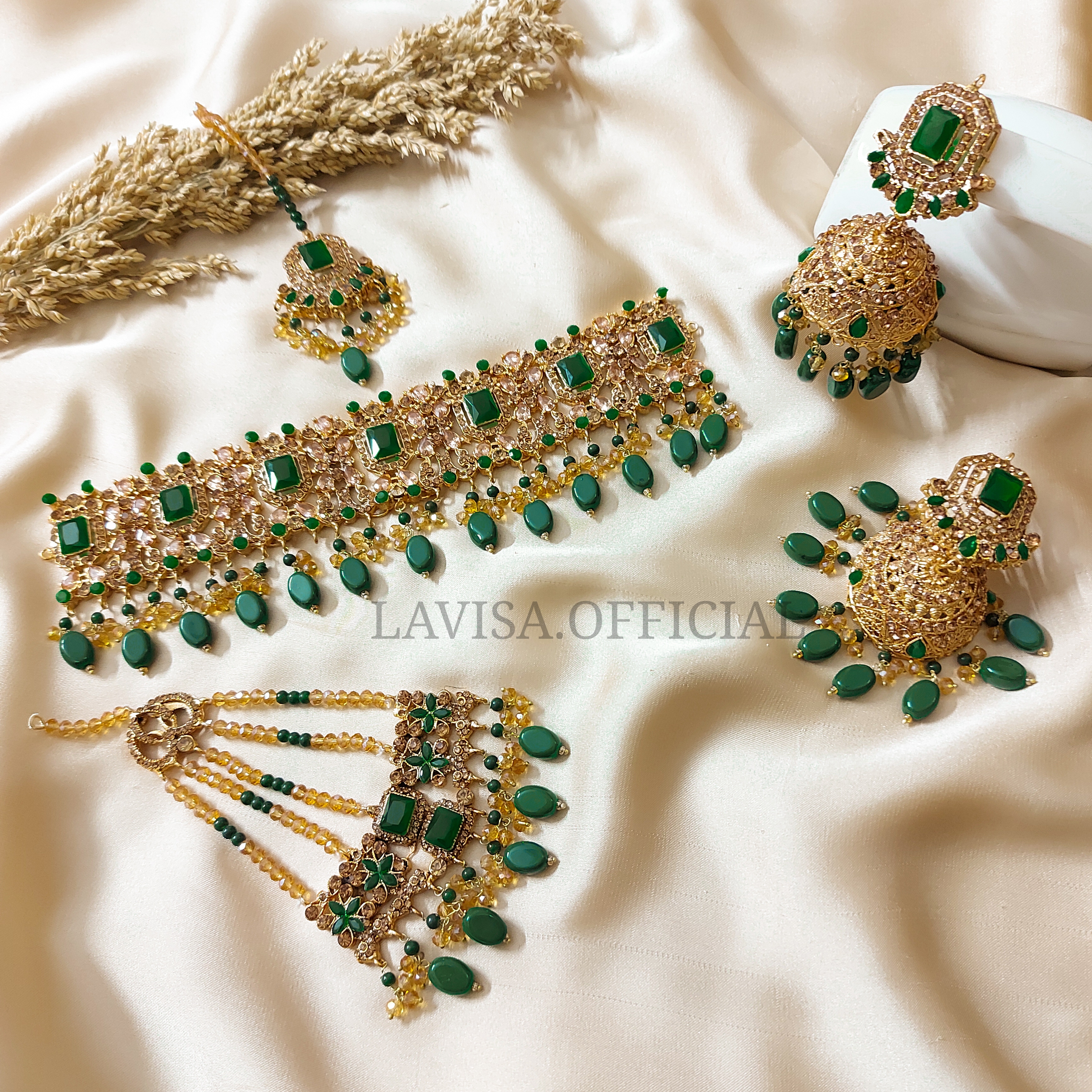 Traditional Bridal Jewelry Set