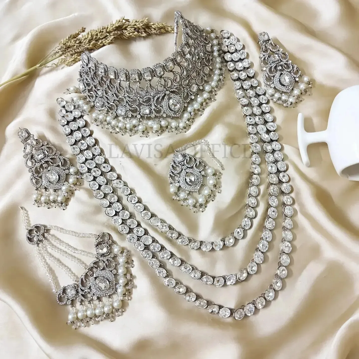Elegant Silver Bridal Jewellery Set