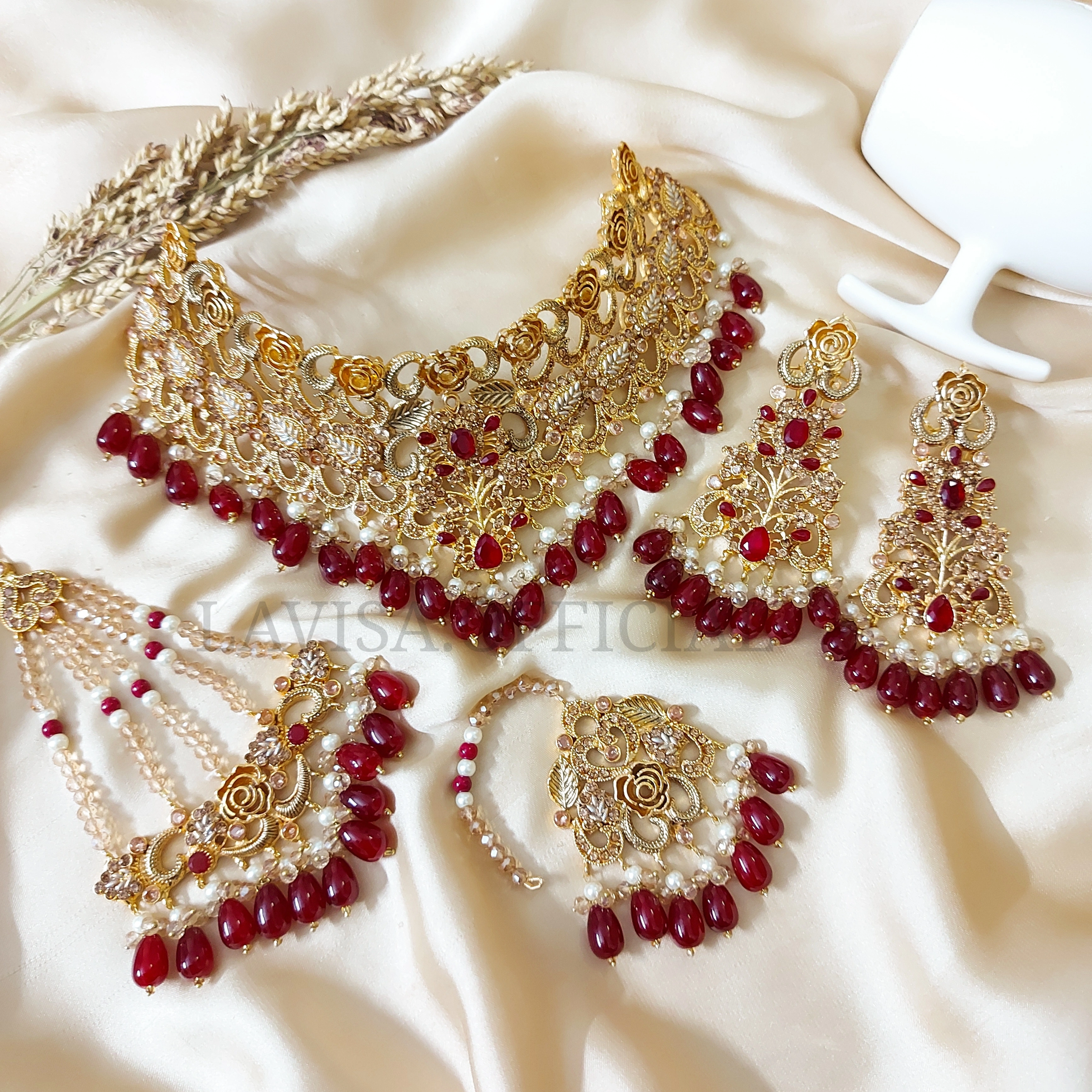 Elegant Gold-Plated Jewelry Set