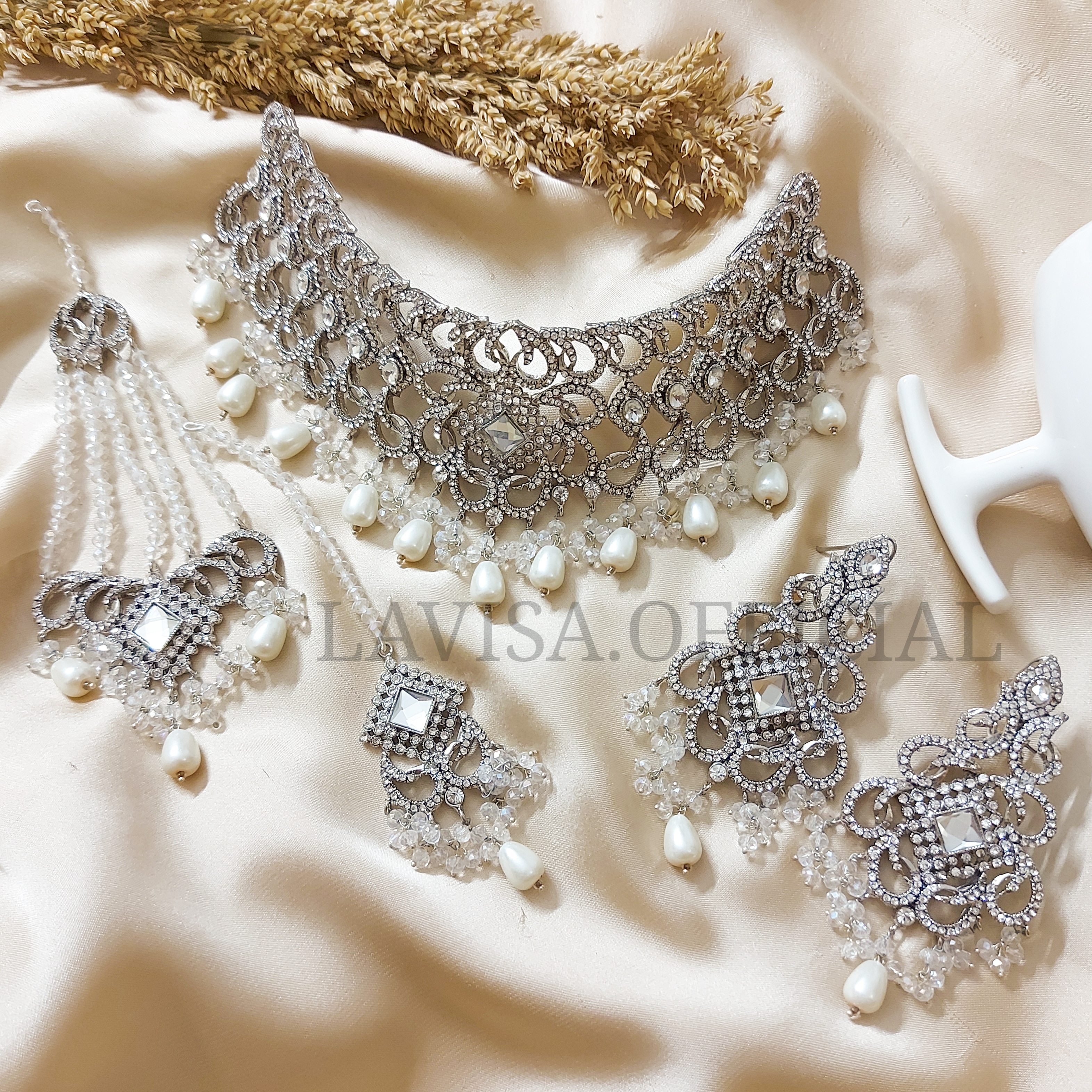 Elegant Silver Pearl Jewelry Set