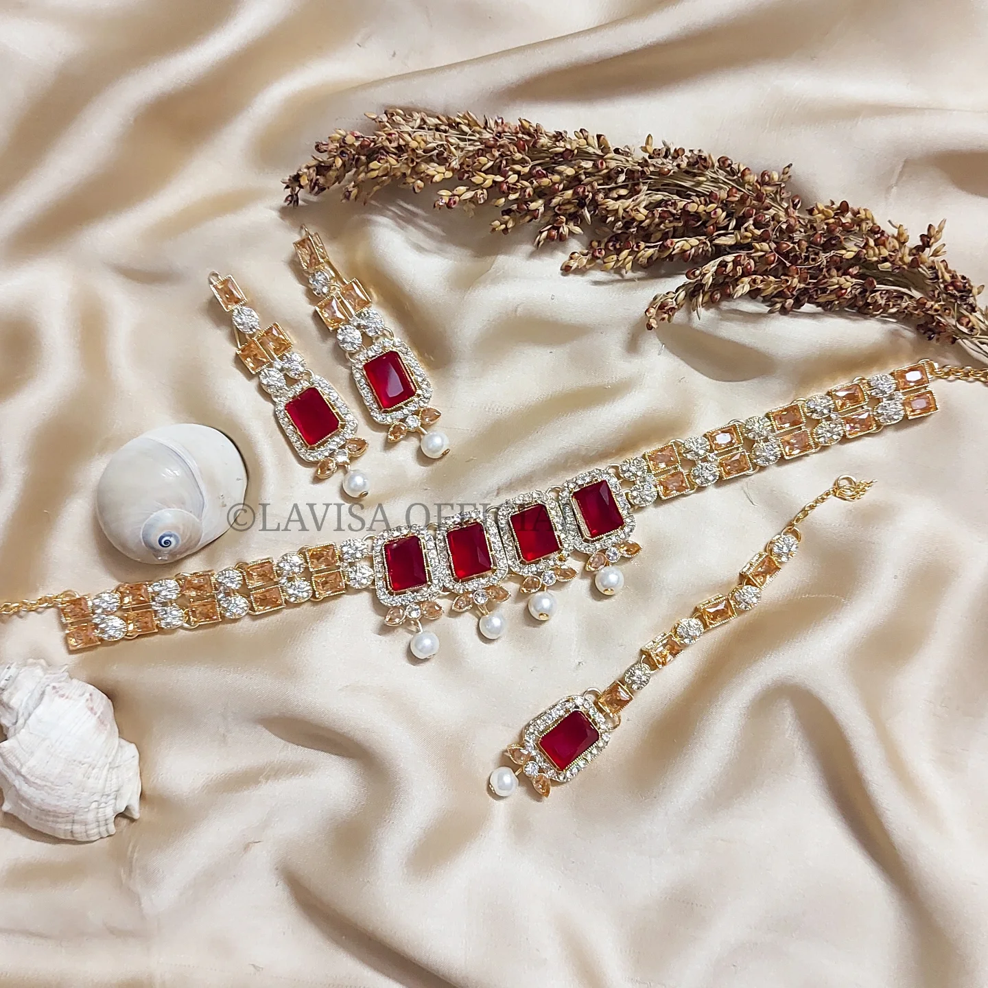 Elegant Choker Set