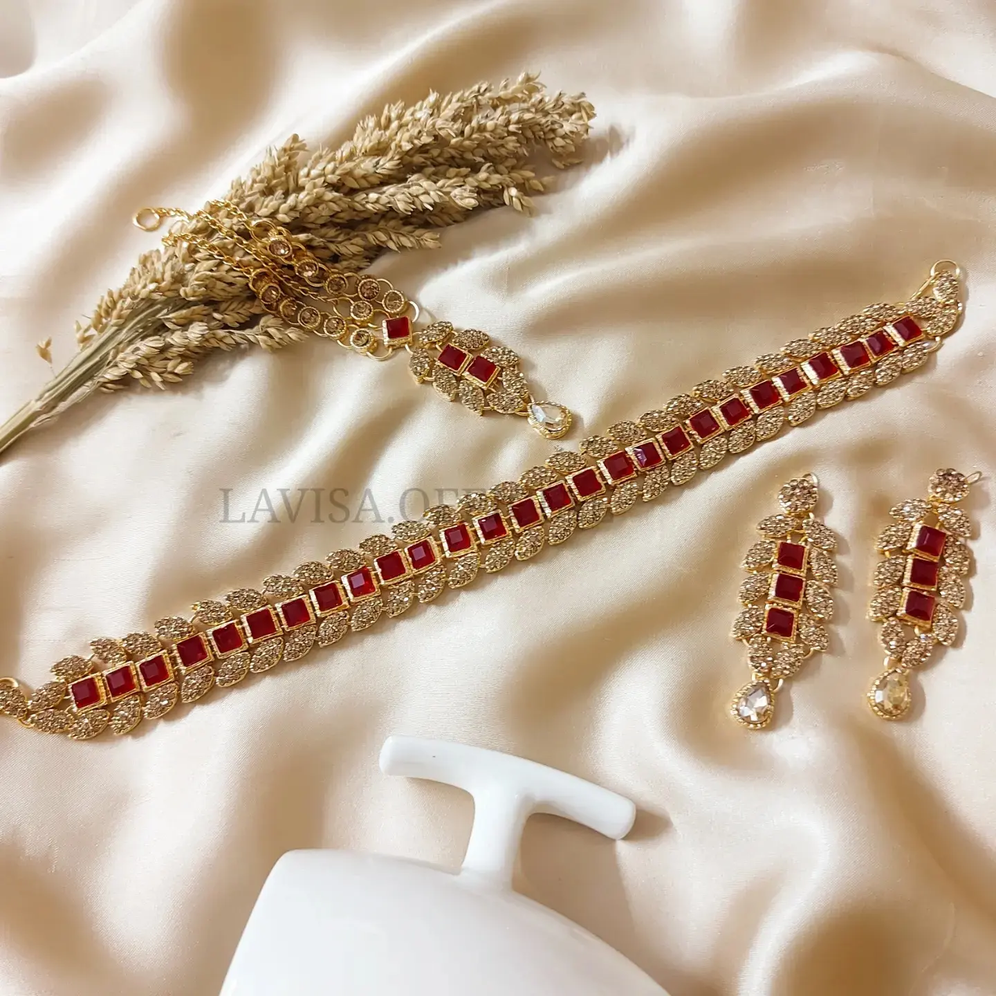 Elegant Red Stone Jewelry Set