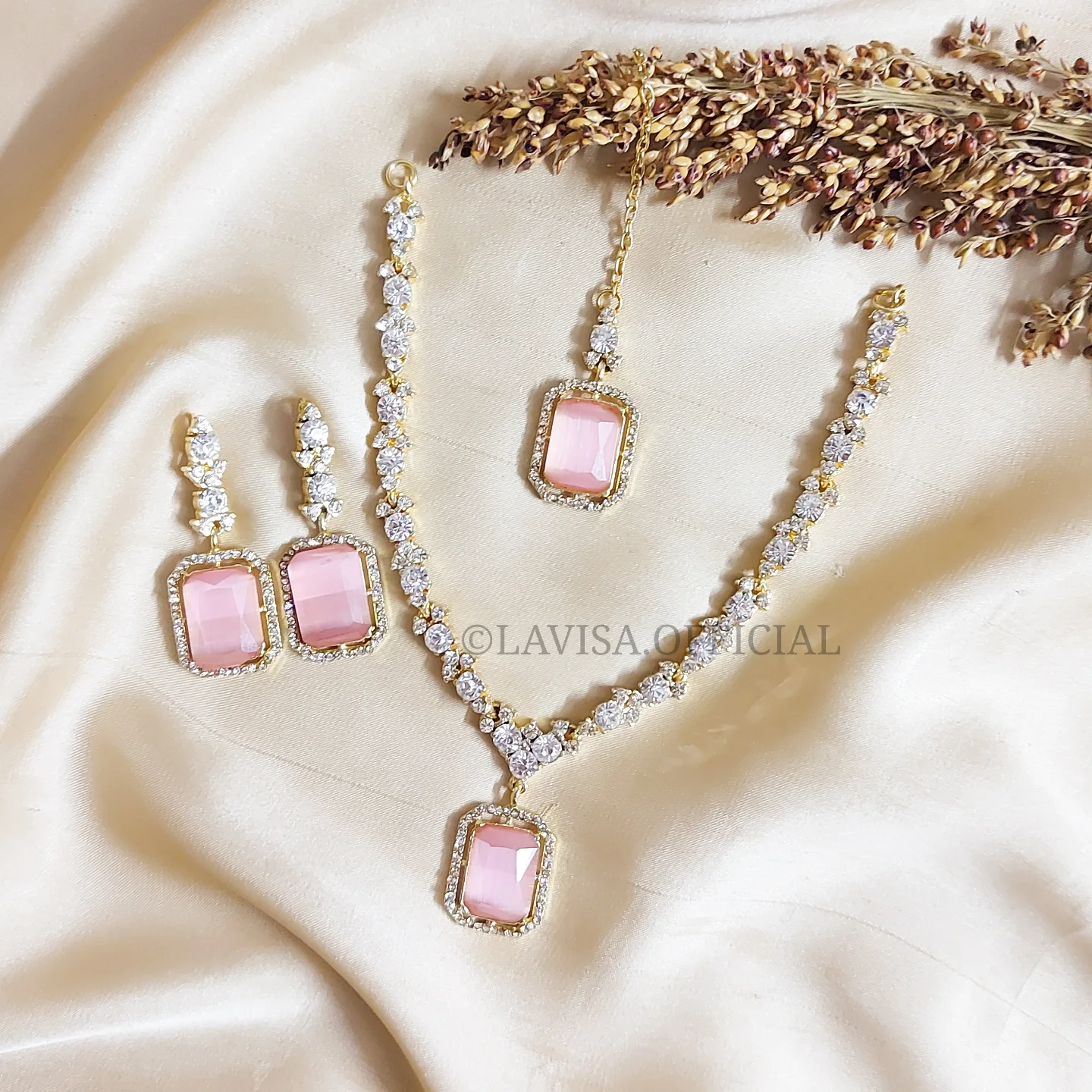 Zircon Necklace 