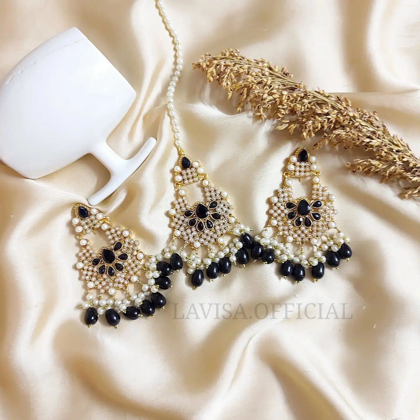 Gold Plated Set of Earrings & Tika