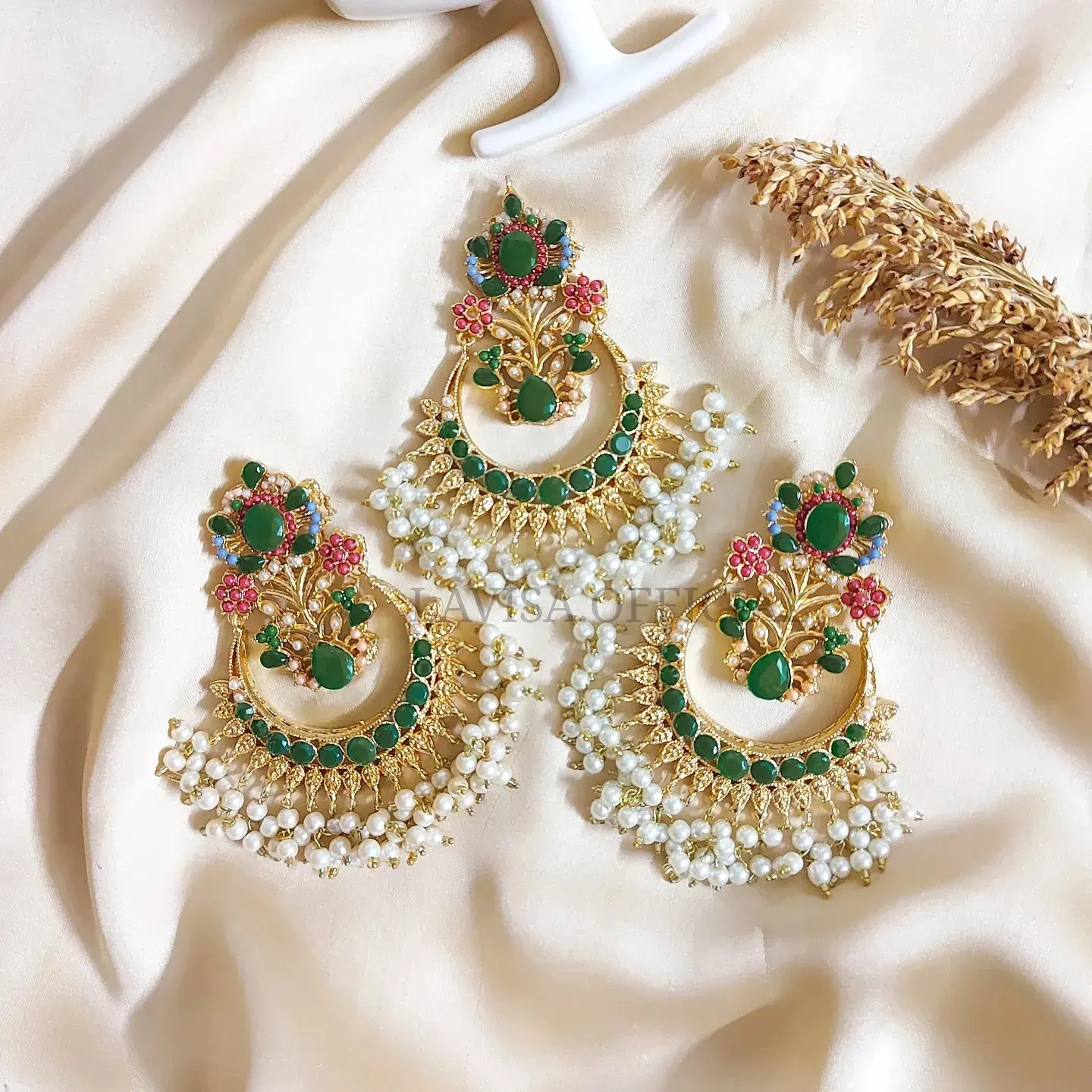 Nau-Ratan Tree Earrings & Tika