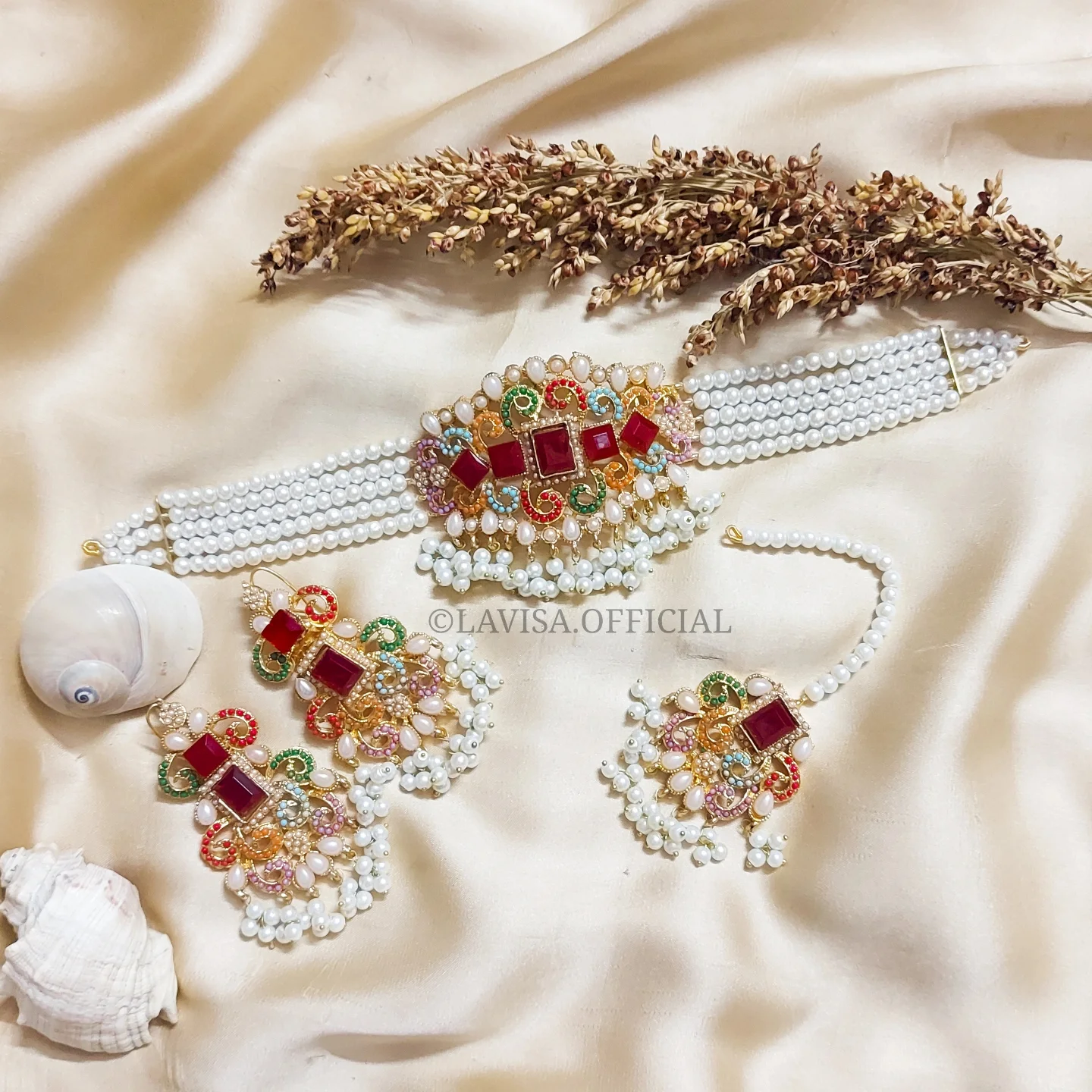 Dora Choker Set