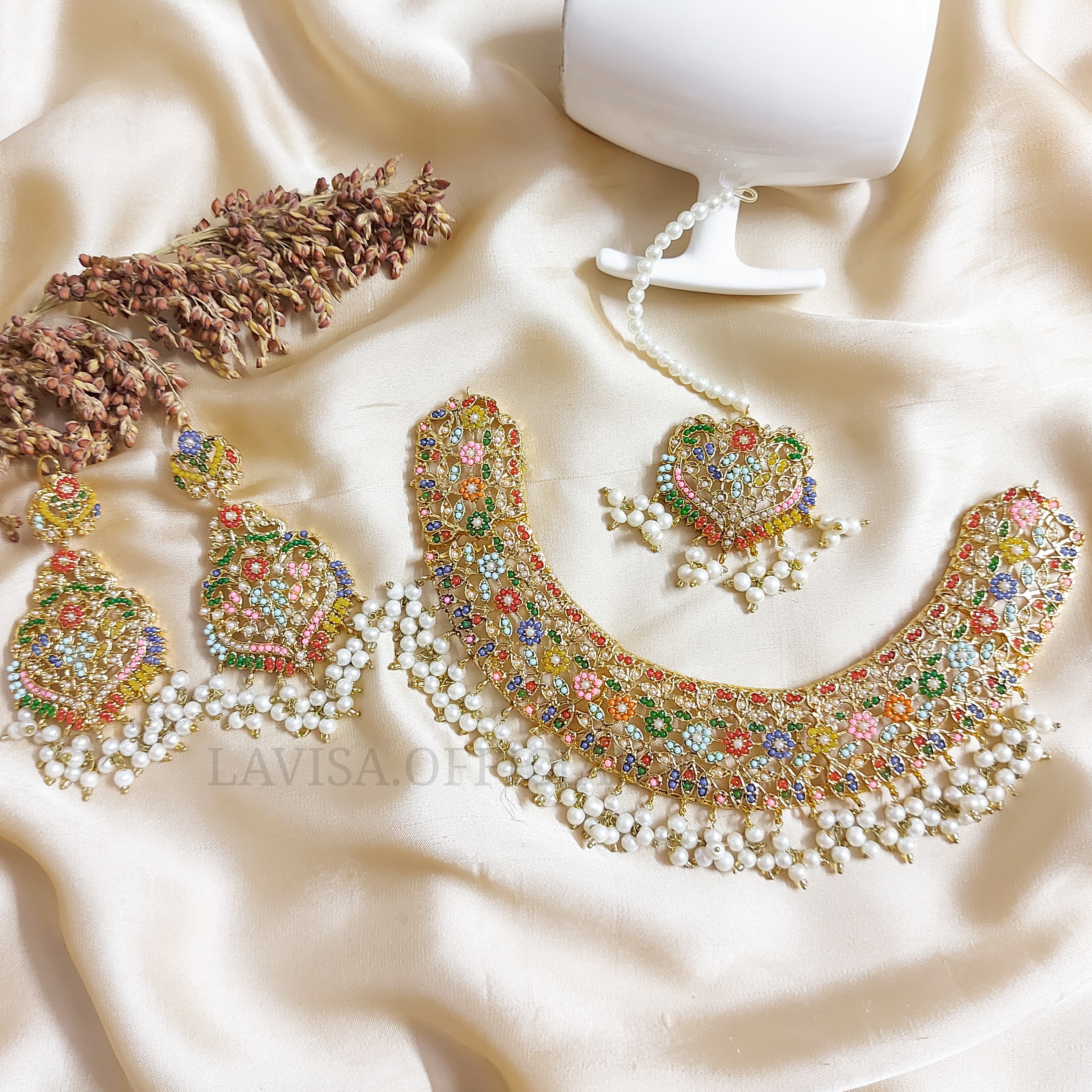 Handmade Nau-Ratan Necklace