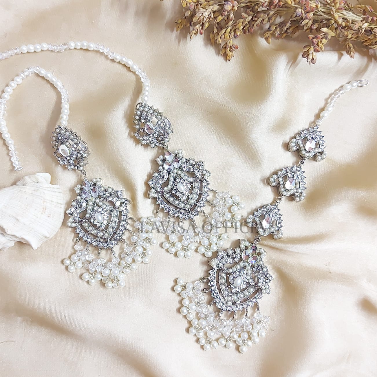 Silver Set Earring & Tika